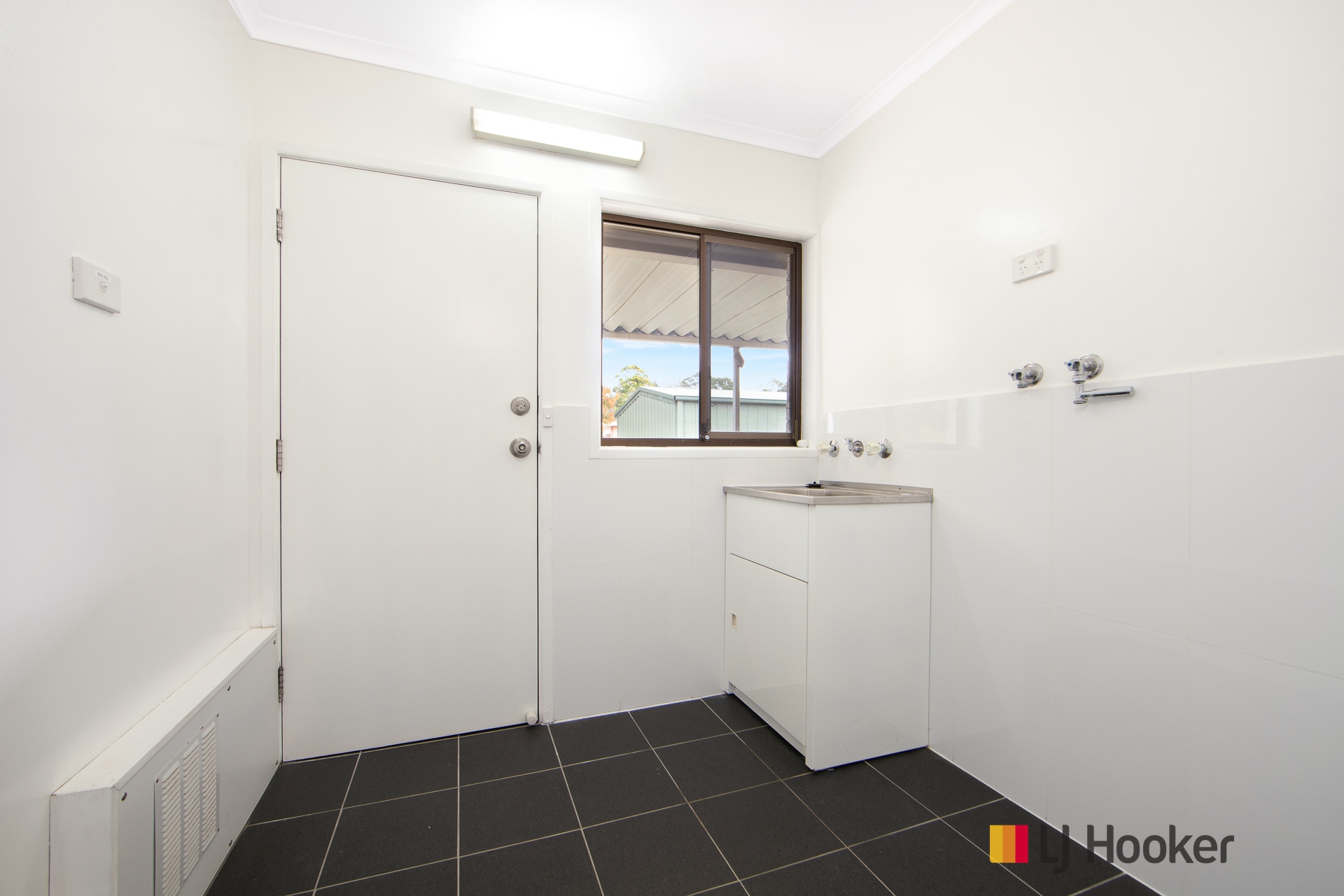 17 Foam Street, SURFSIDE