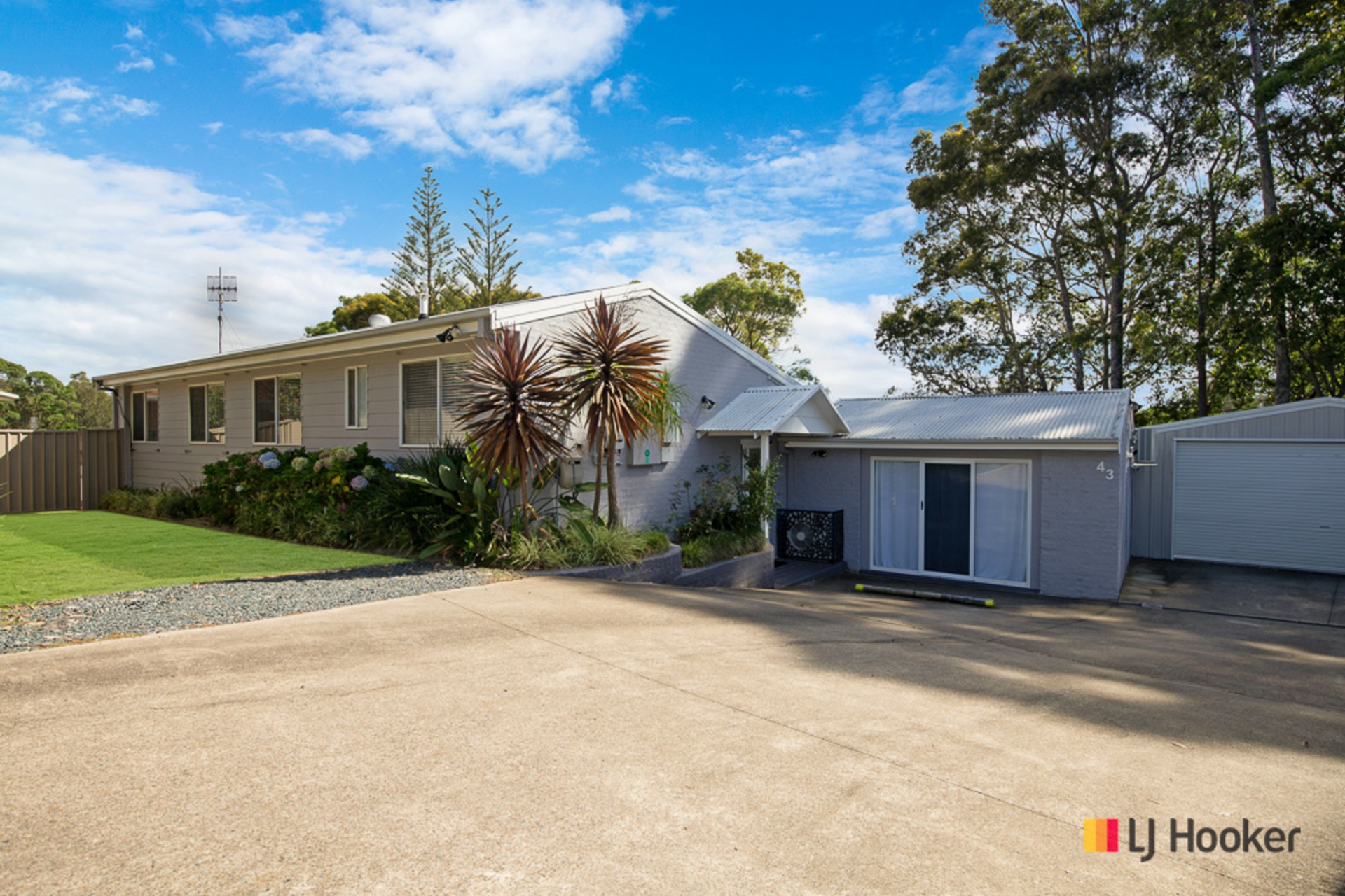 43 Edward Road, BATEHAVEN