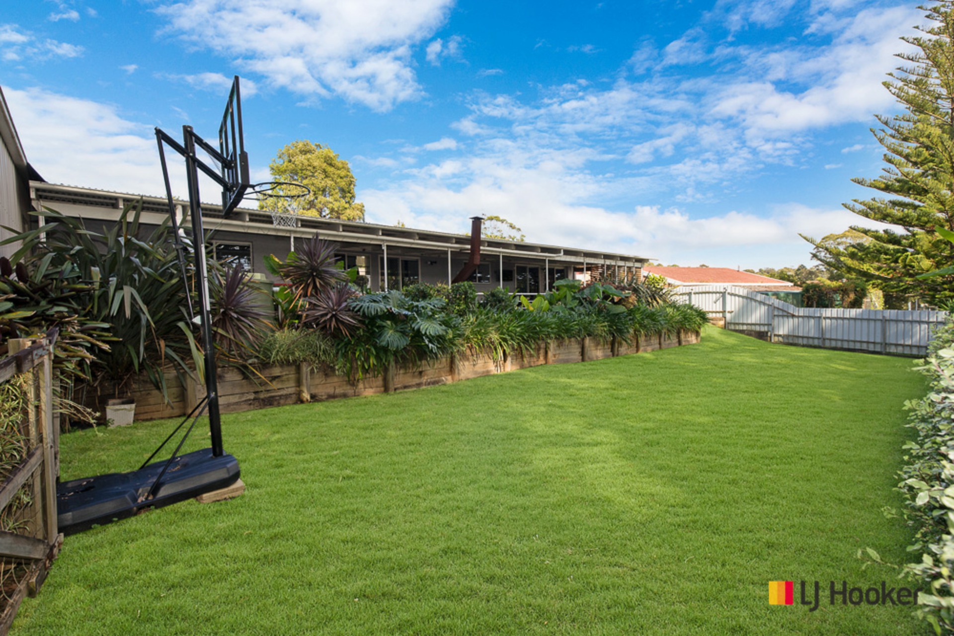 43 Edward Road, BATEHAVEN
