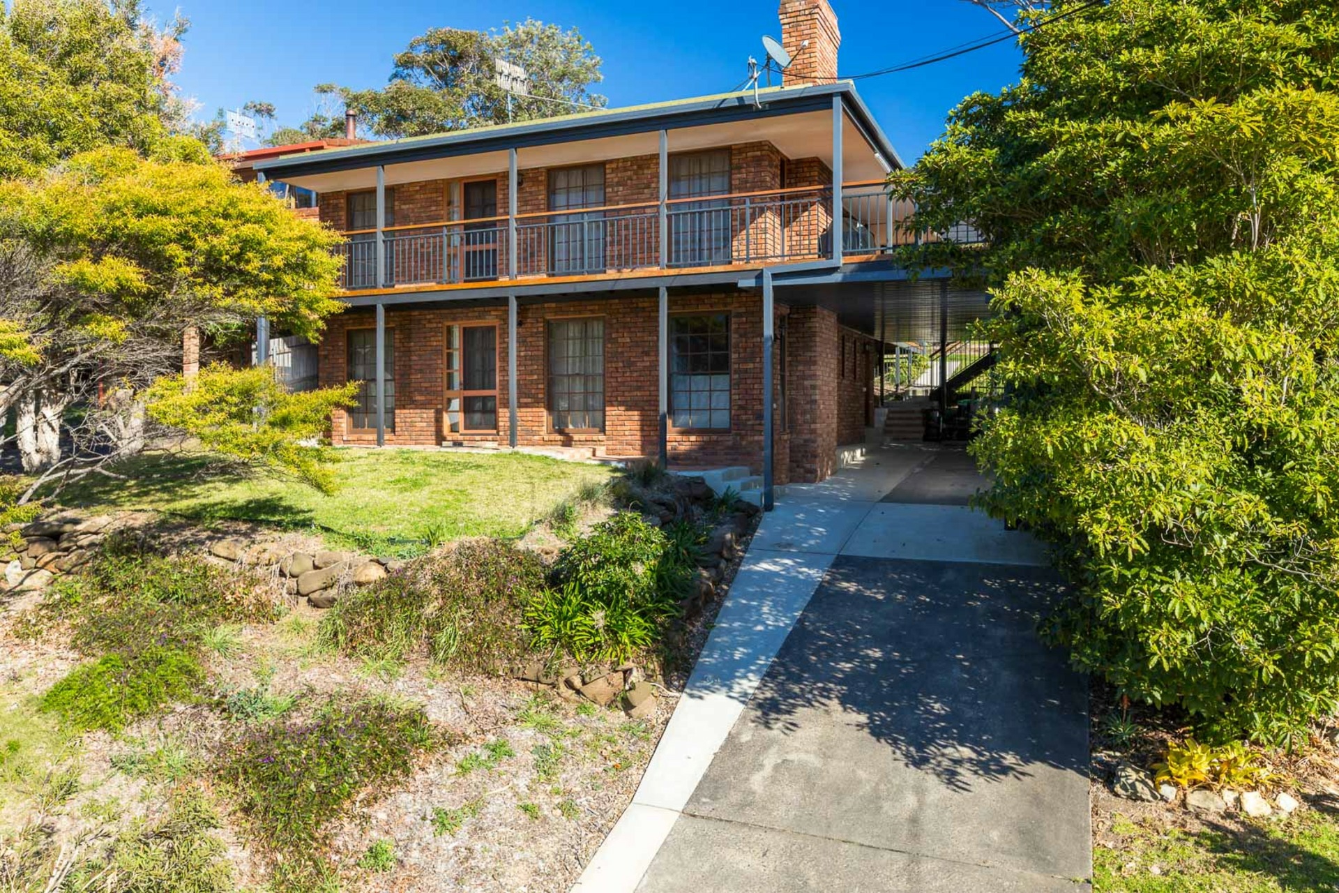 13 Illabunda Drive — photo 8 of 14