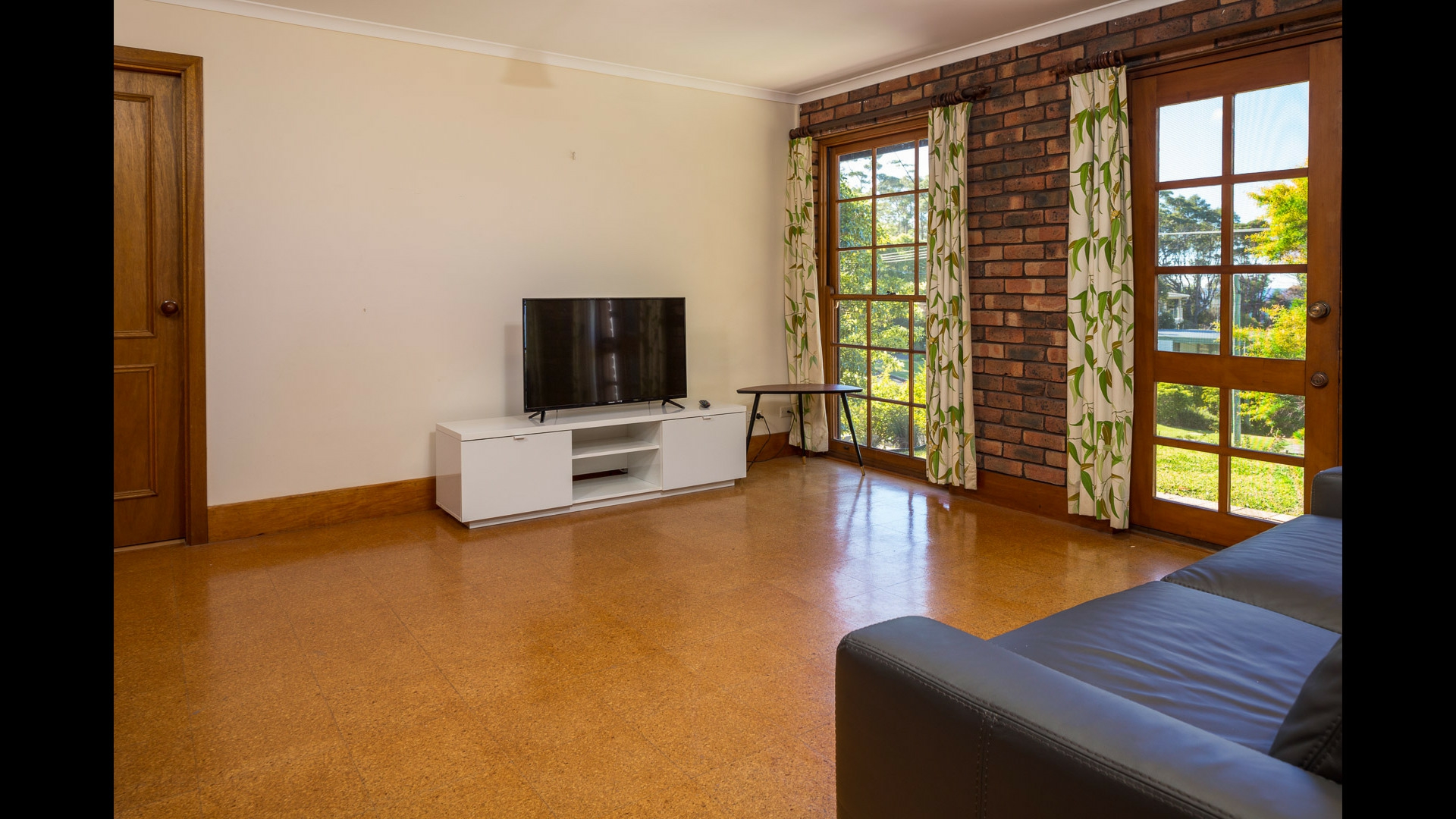 13 Illabunda Drive — photo 12 of 14