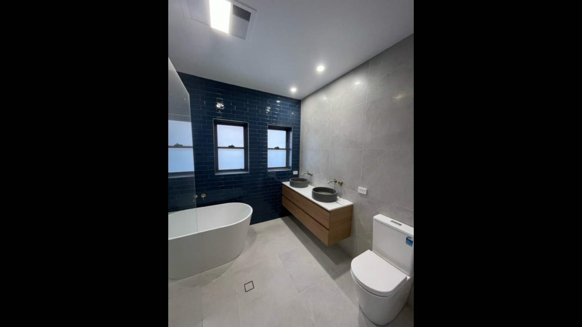 13 Illabunda Drive — photo 13 of 14