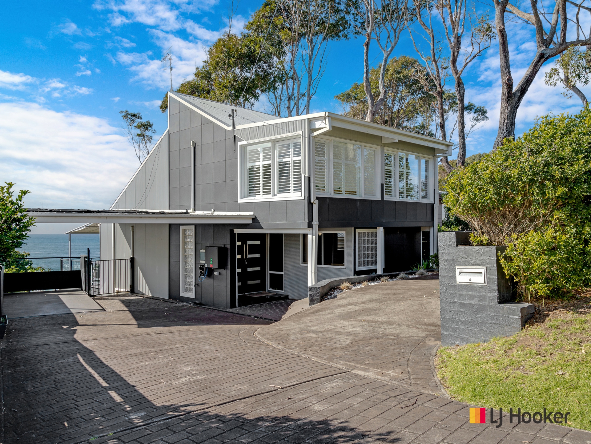Malua Bay, 2536 — photo 13 of 23