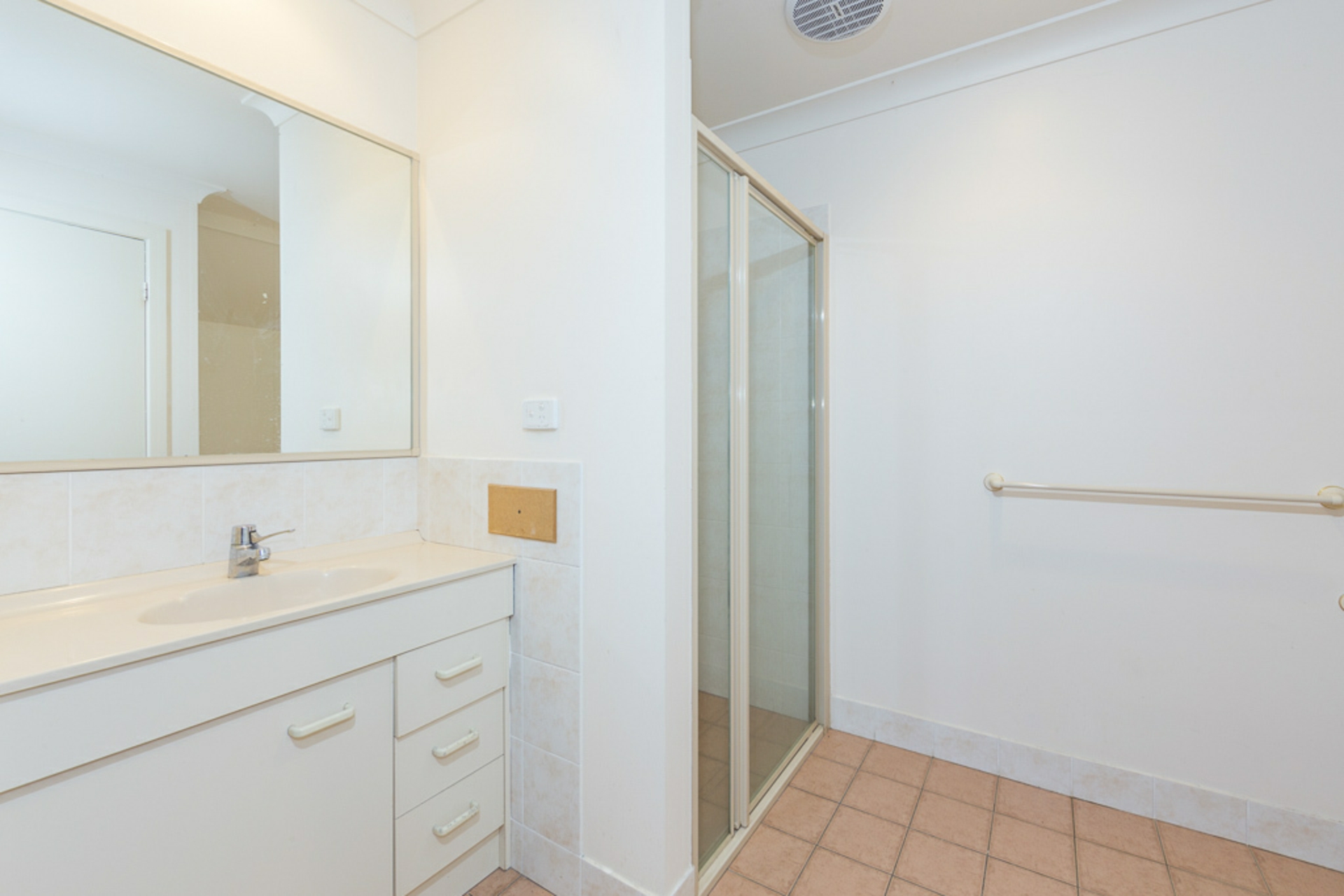 Malua Bay, 2536 — photo 4 of 18