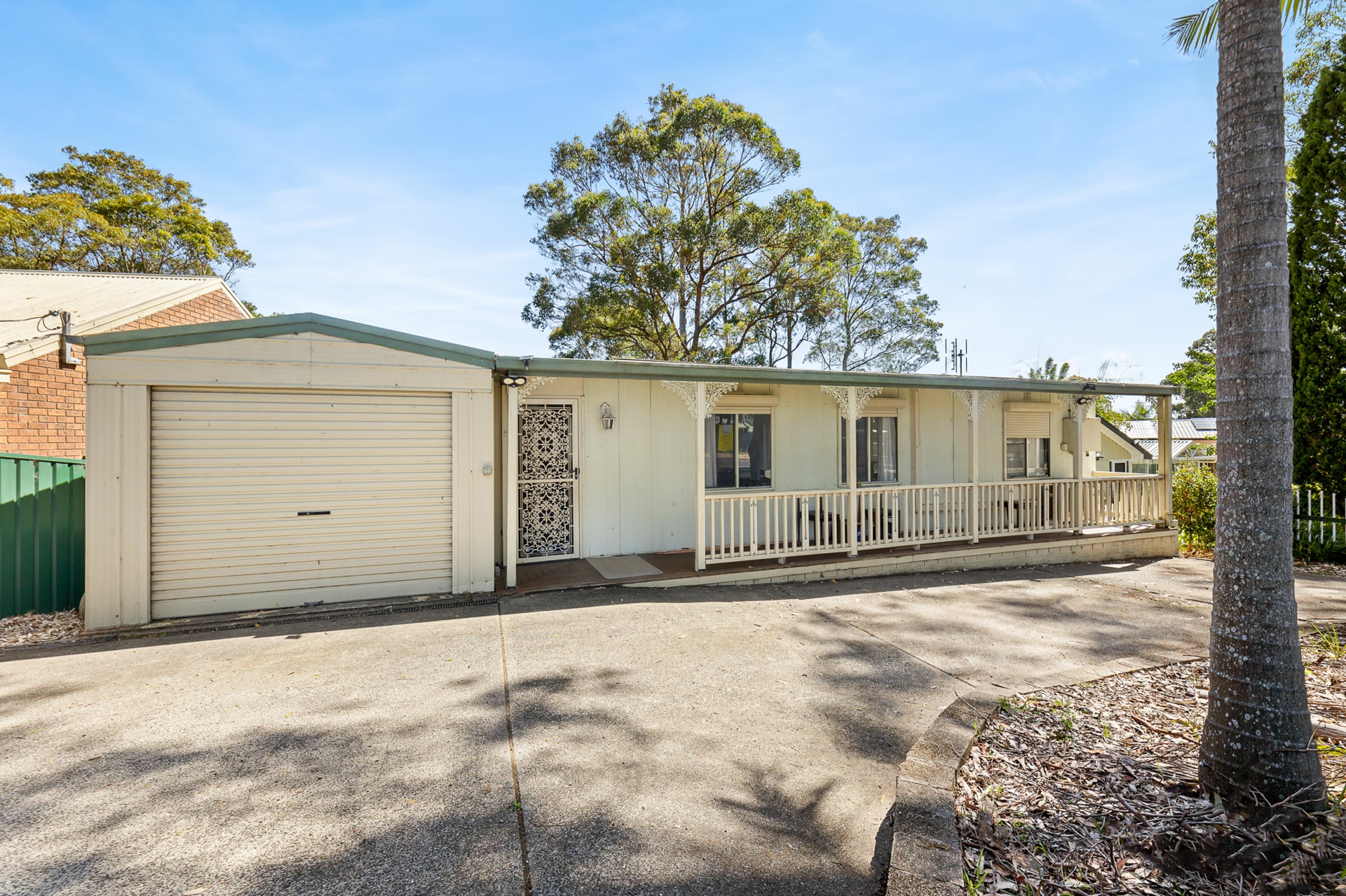484 Beach Road, Sunshine Bay