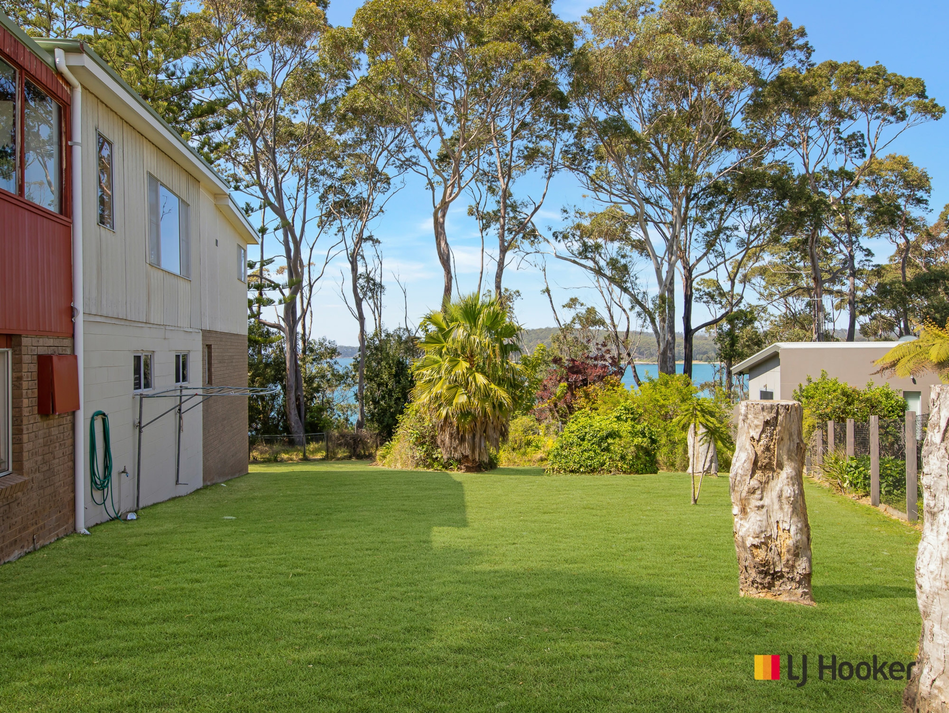23 Barbara Crescent, DENHAMS BEACH