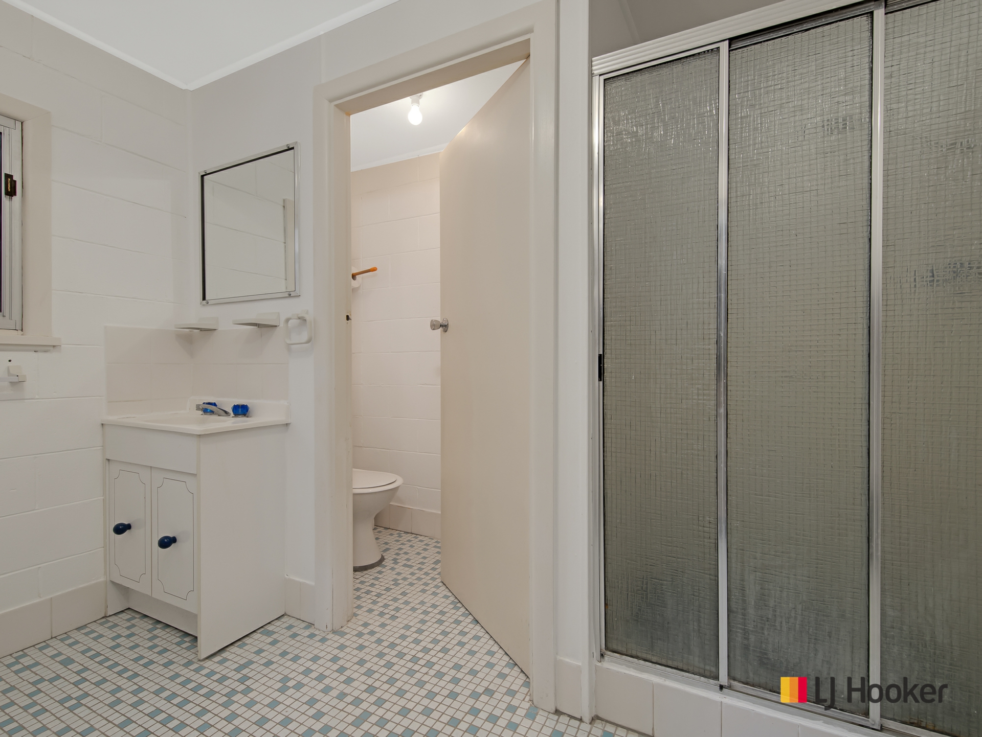23 Barbara Crescent, DENHAMS BEACH