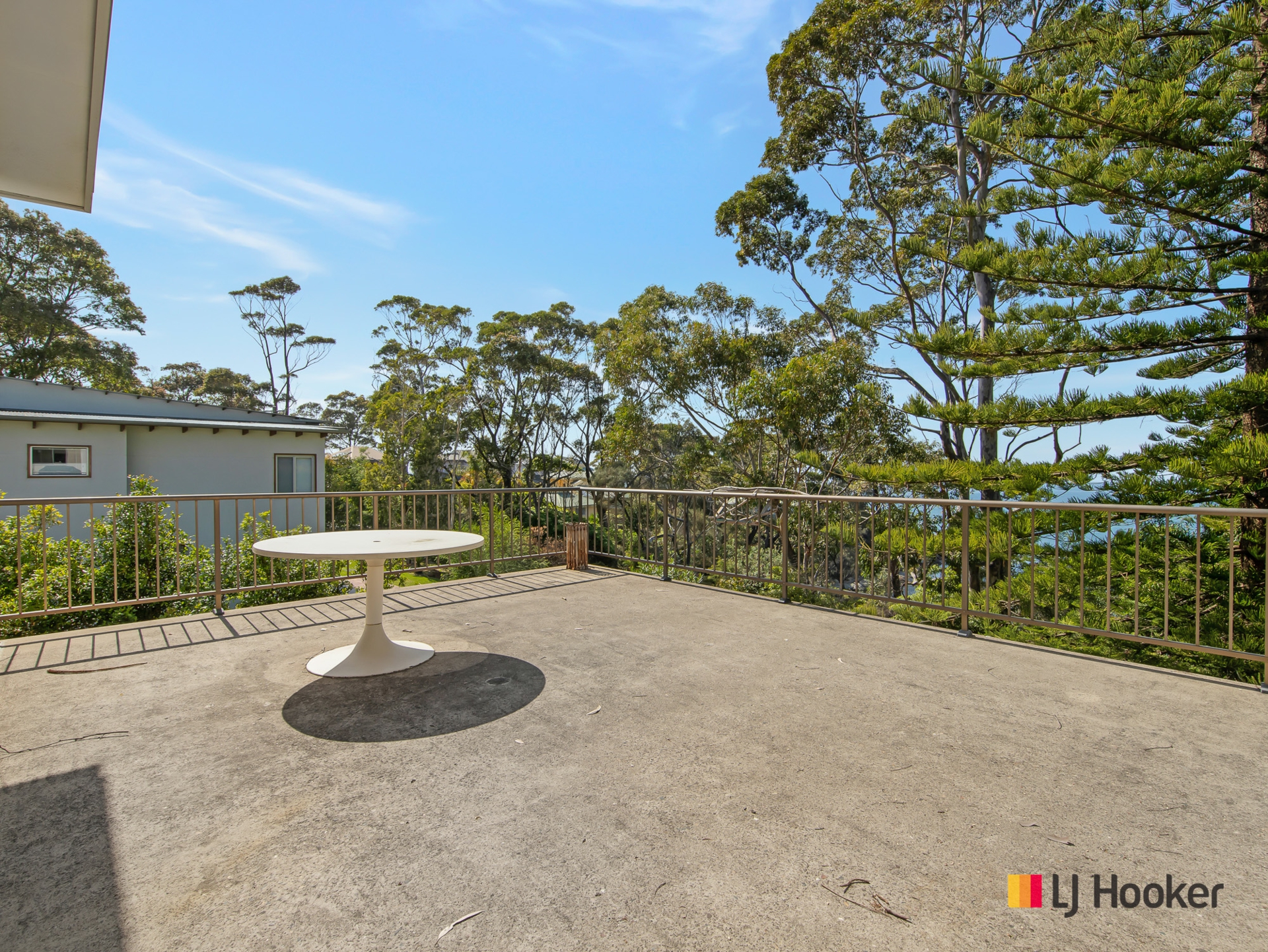 23 Barbara Crescent, DENHAMS BEACH