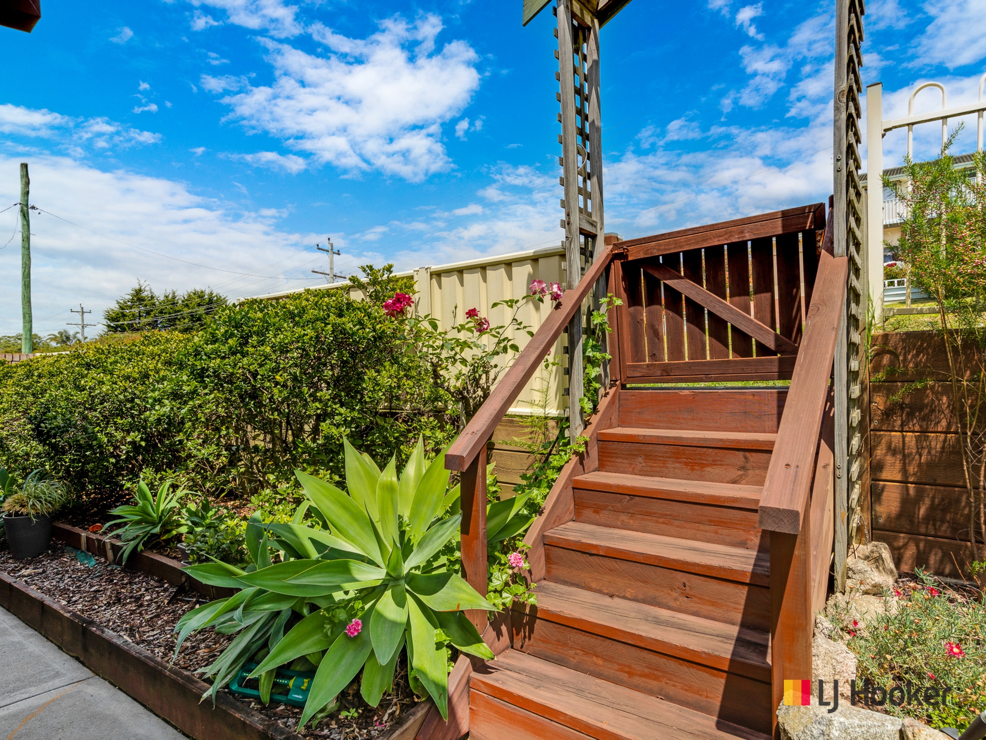 75 Vista Avenue, CATALINA