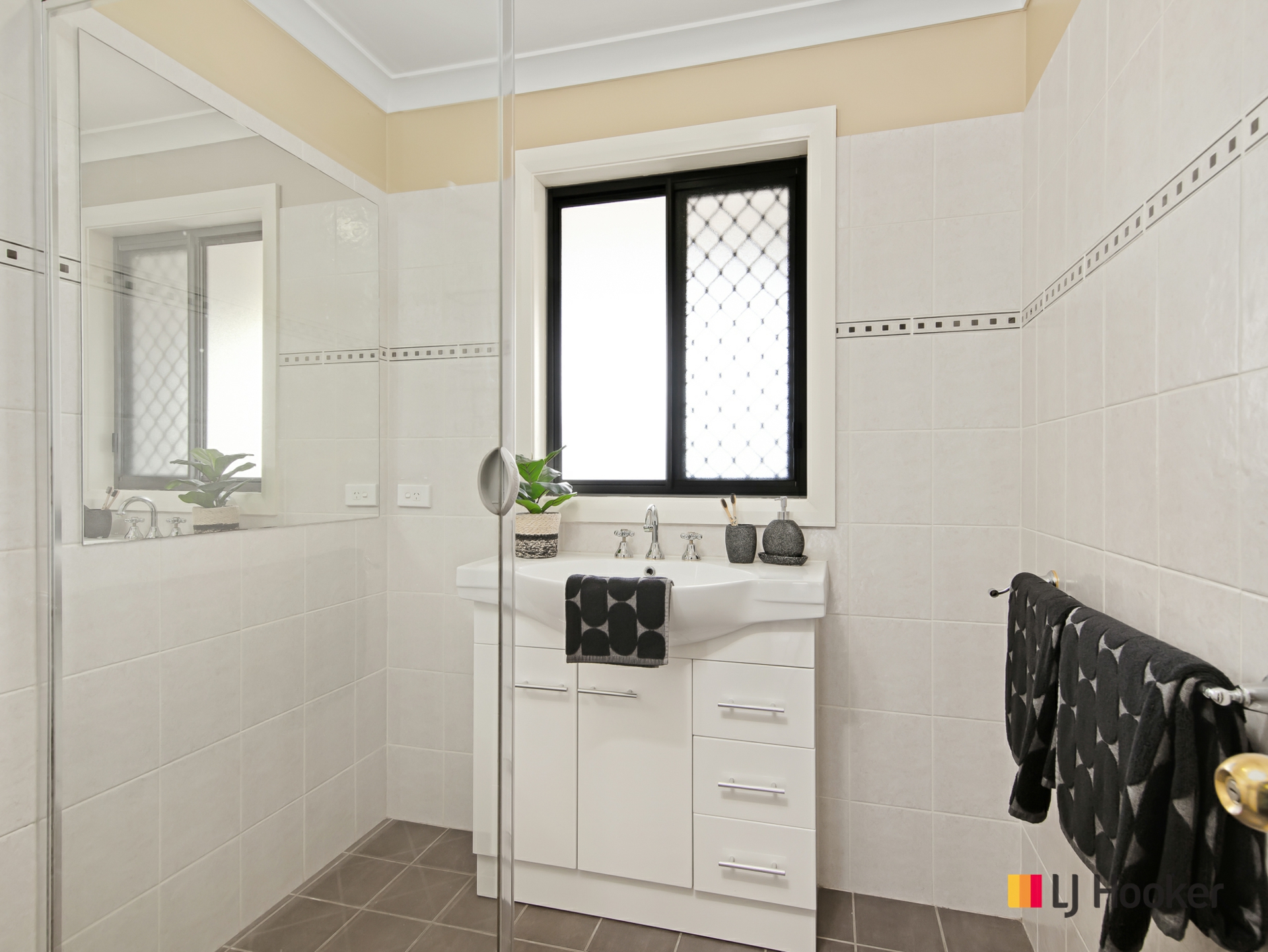 19A Catlin Avenue, BATEMANS BAY
