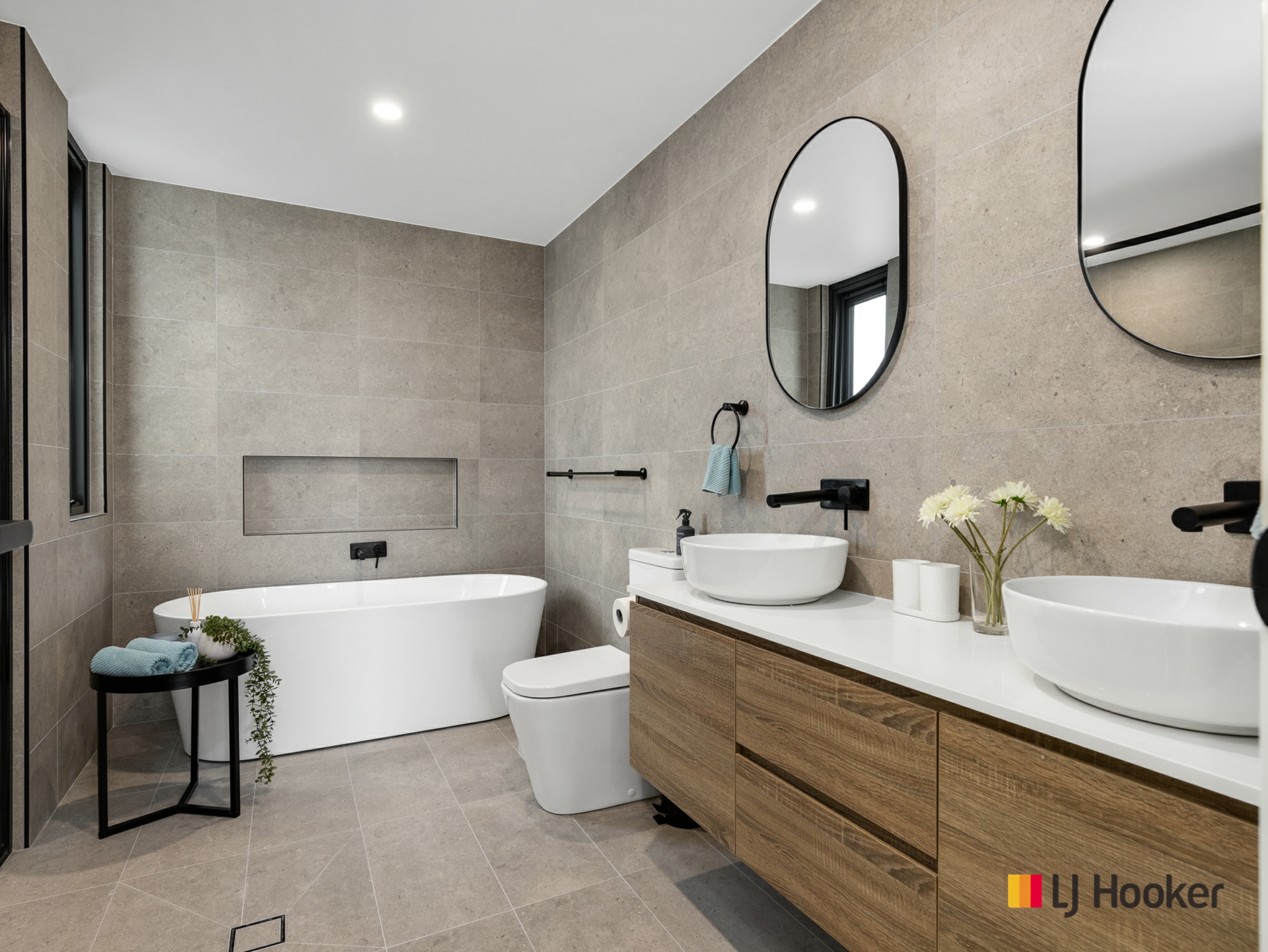 4/2 Golf Links Drive, BATEMANS BAY