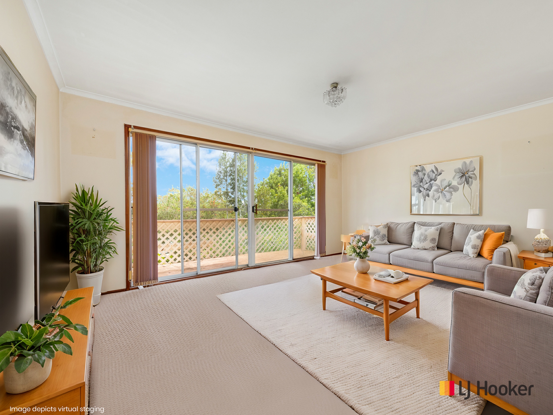 16 Beauty Crescent, SURFSIDE