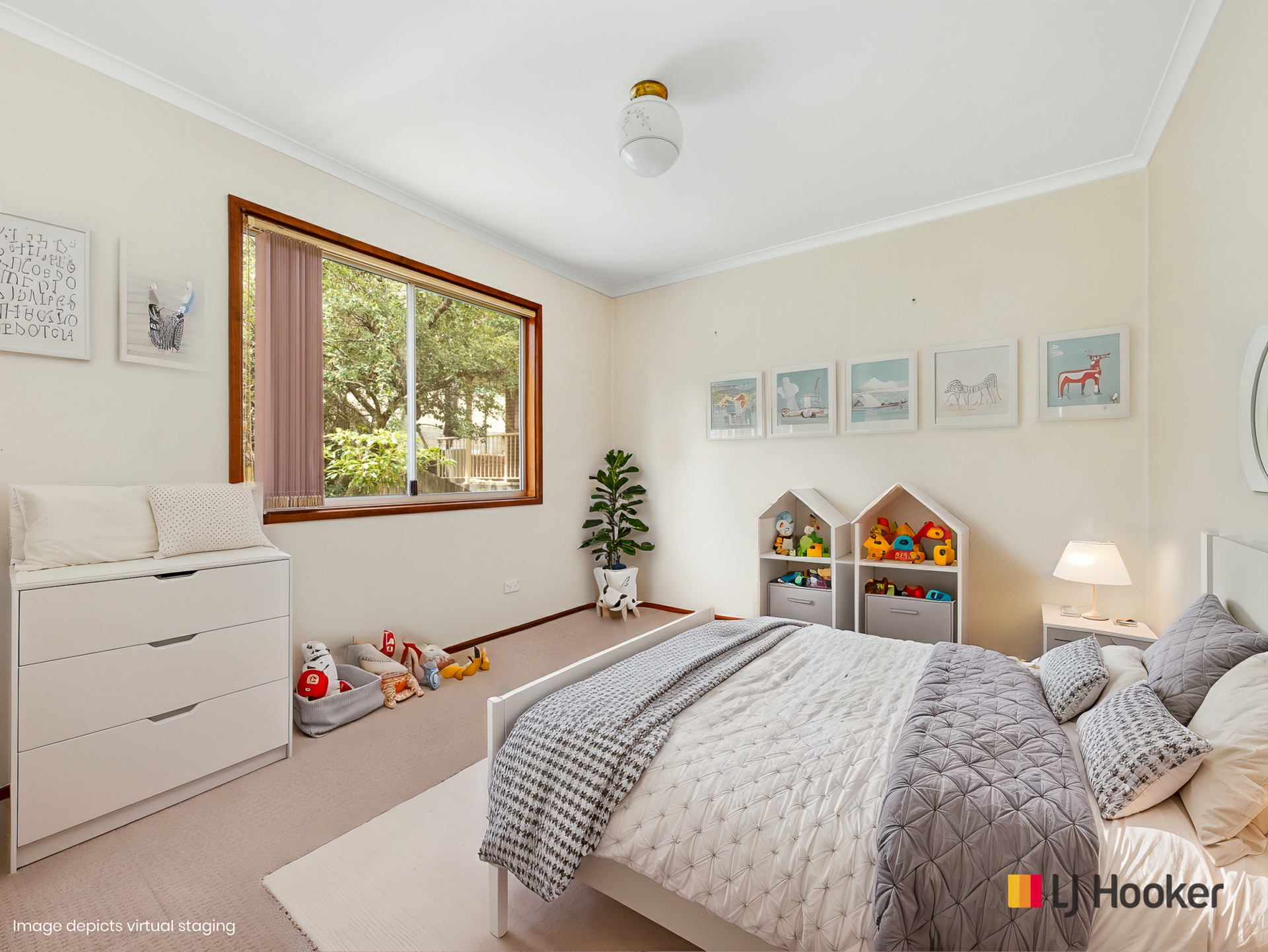 16 Beauty Crescent, SURFSIDE