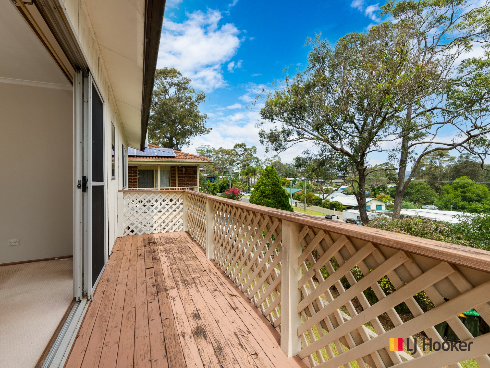 16 Beauty Crescent, SURFSIDE