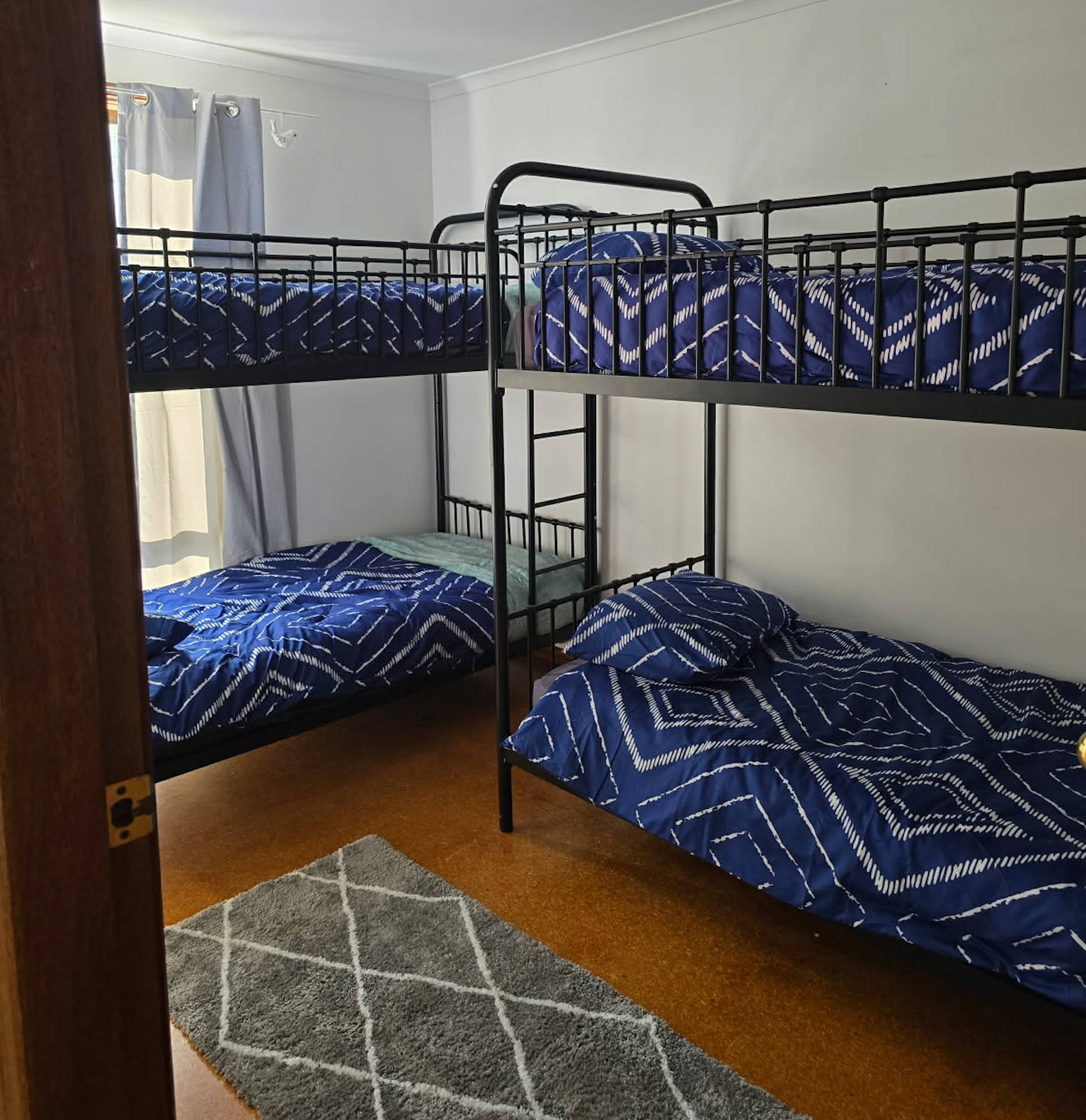 Mogo, 2536 — photo 17 of 20
