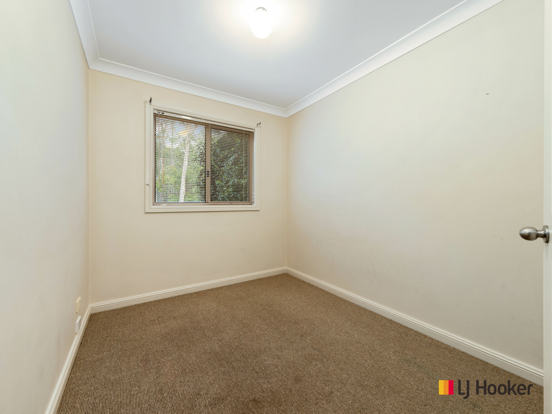 4 Crane Court, CATALINA