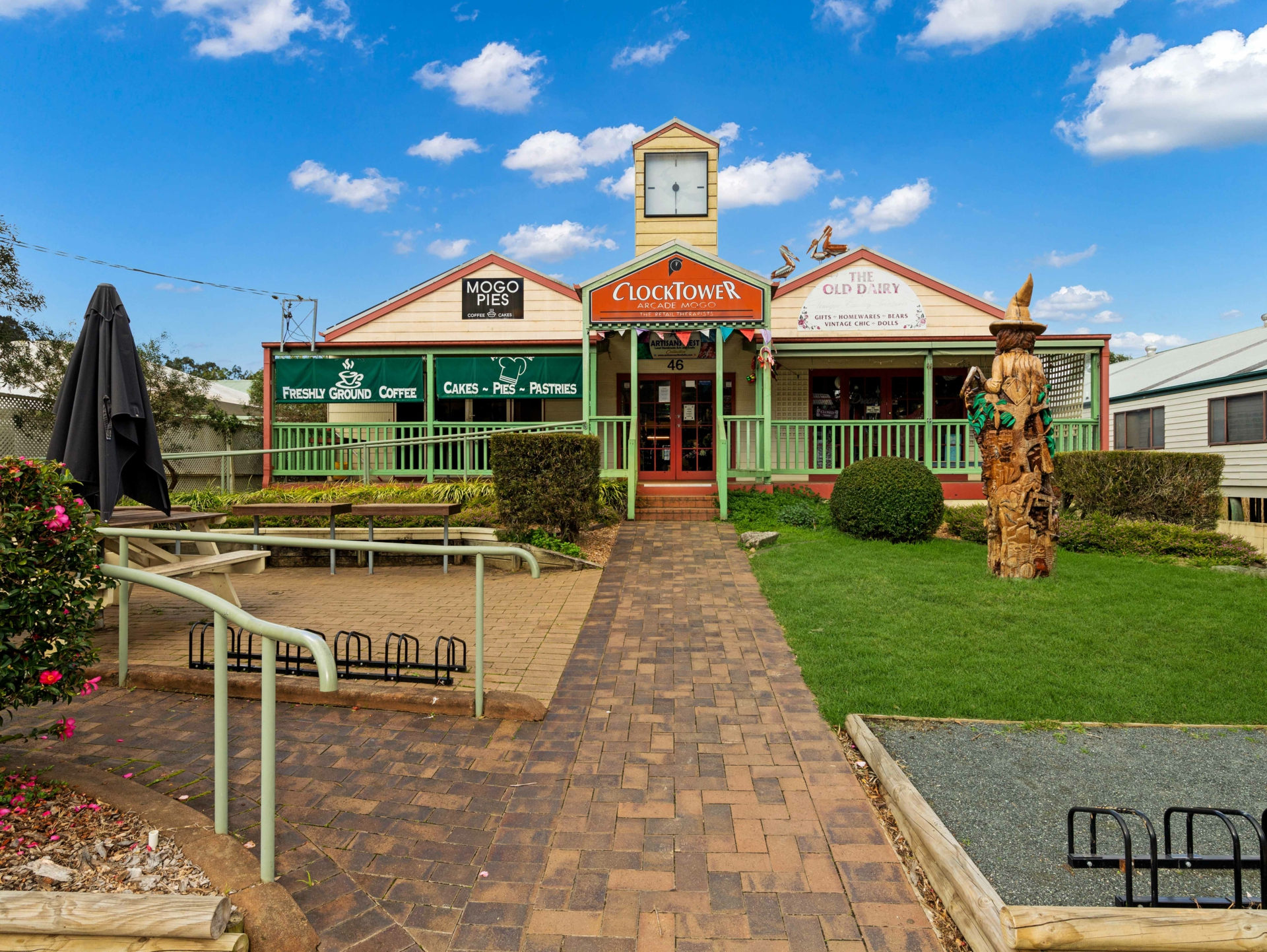46 Sydney Street, MOGO