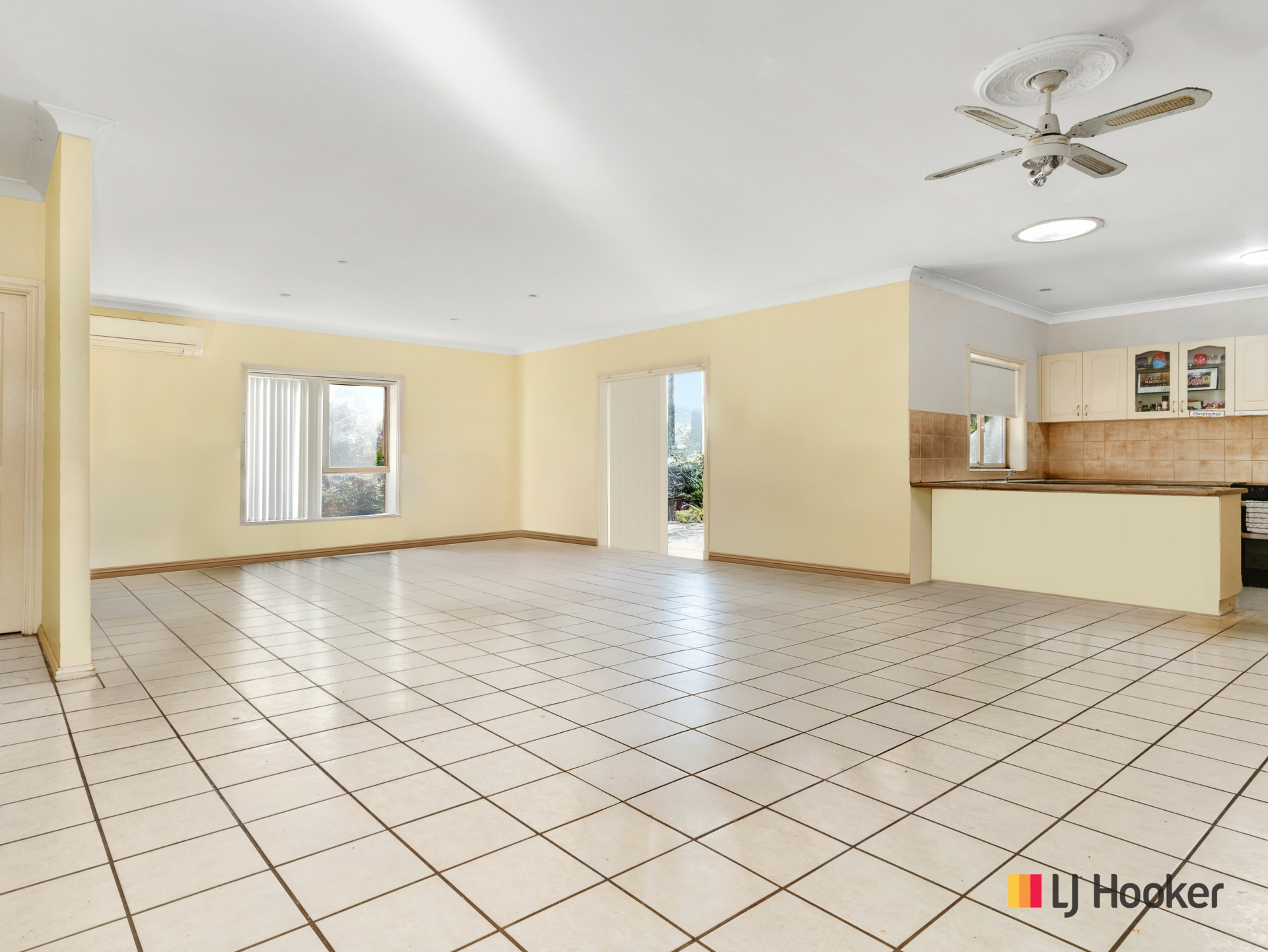 45 Berrima Parade, SURFSIDE
