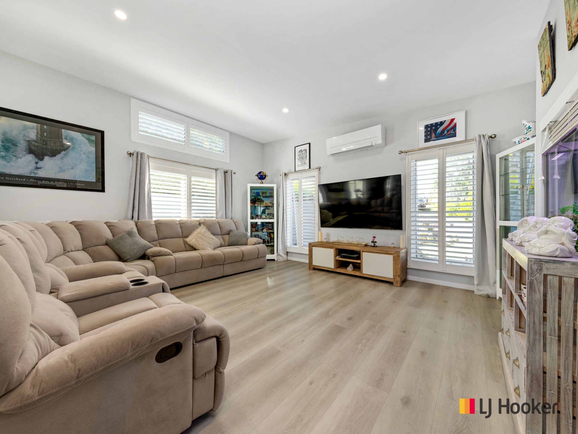 Curated visual reference: Fresh Look at 5 Escape Place Malua Bay Nsw House For Sale
