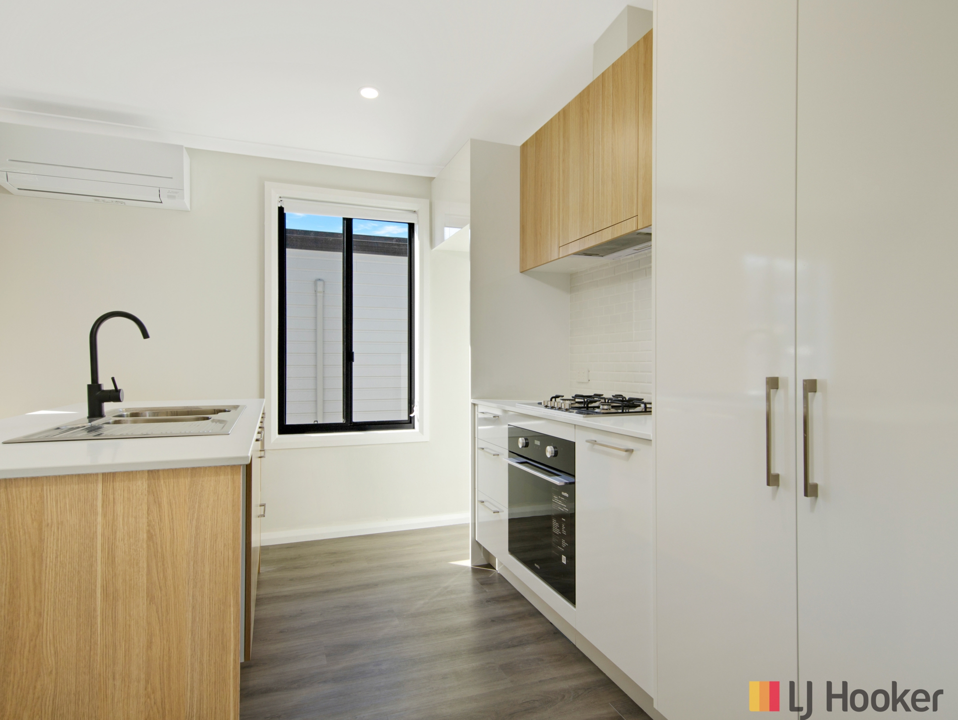 78/414 Beach Road — photo 11 of 28