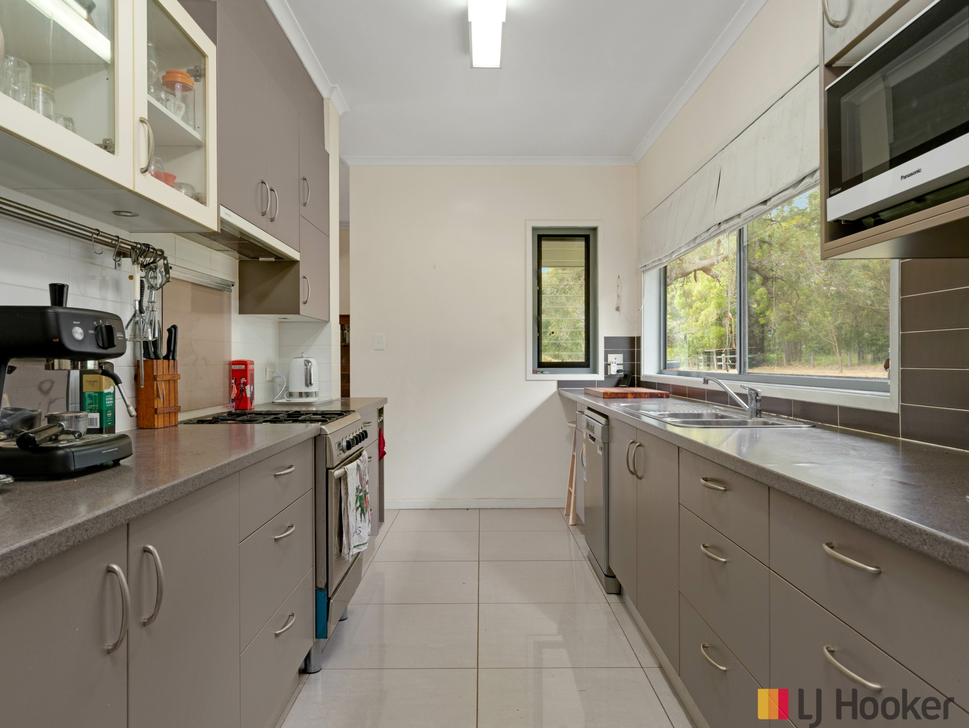 Moruya, 2537 — photo 10 of 26