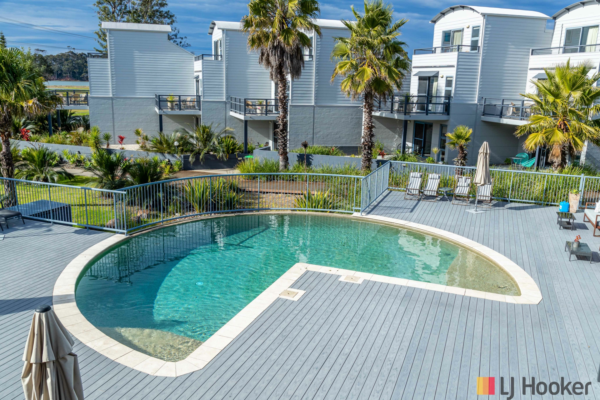 202/202-208 Beach Road — photo from LJ Hooker Batemans Bay