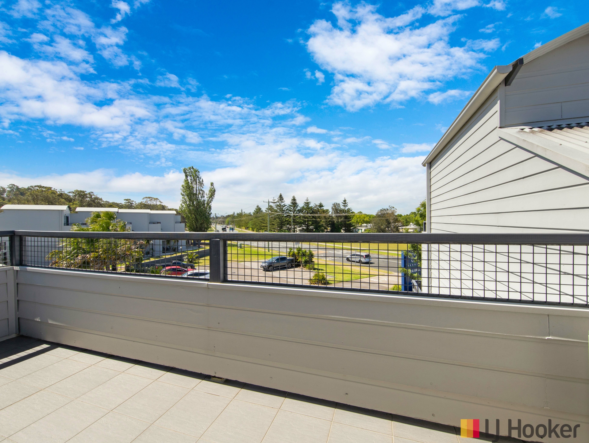 202/202-208 Beach Road — photo 18 of 30