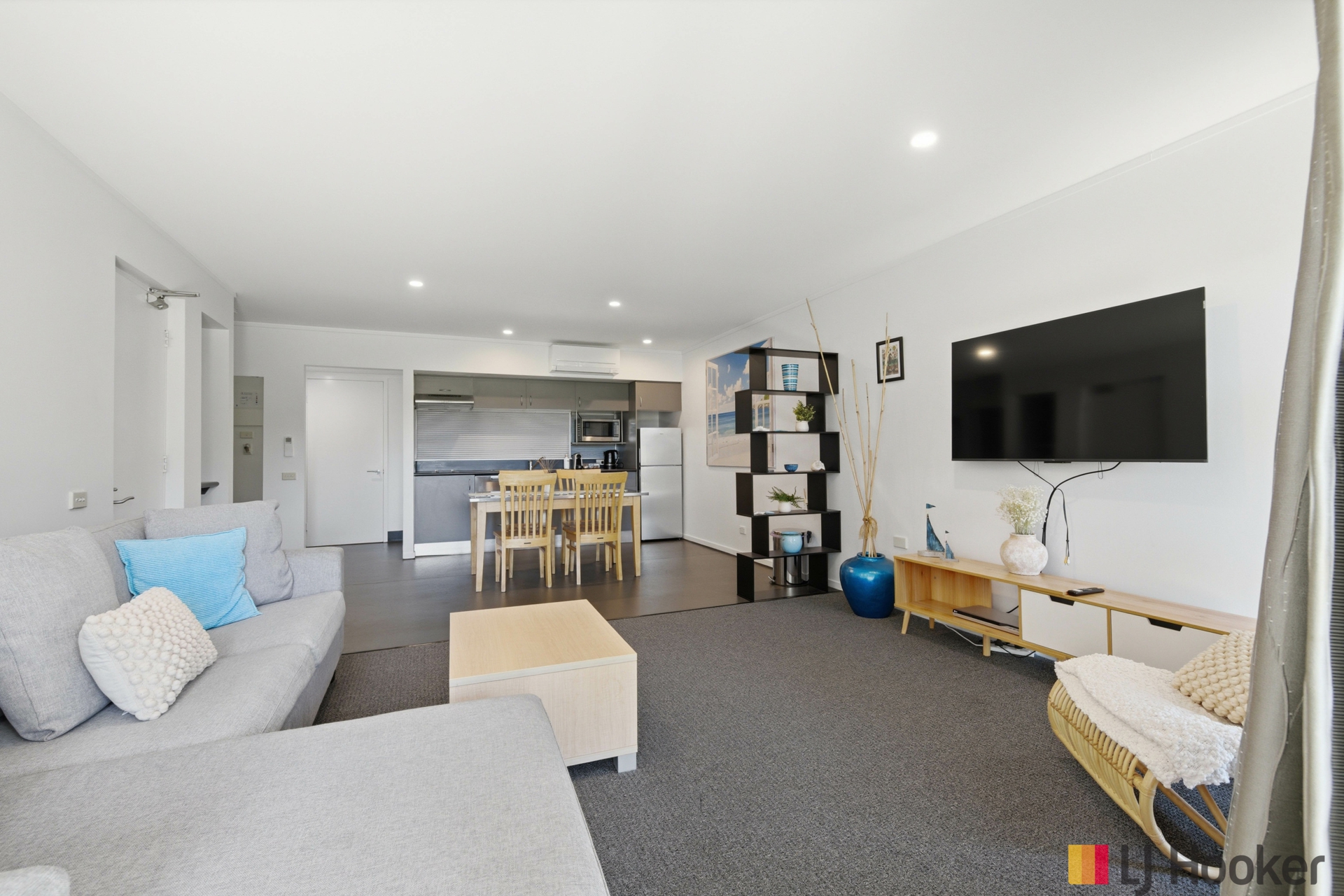 104/202-208 Beach Road 'Corrigans Cove' — photo 6 of 29