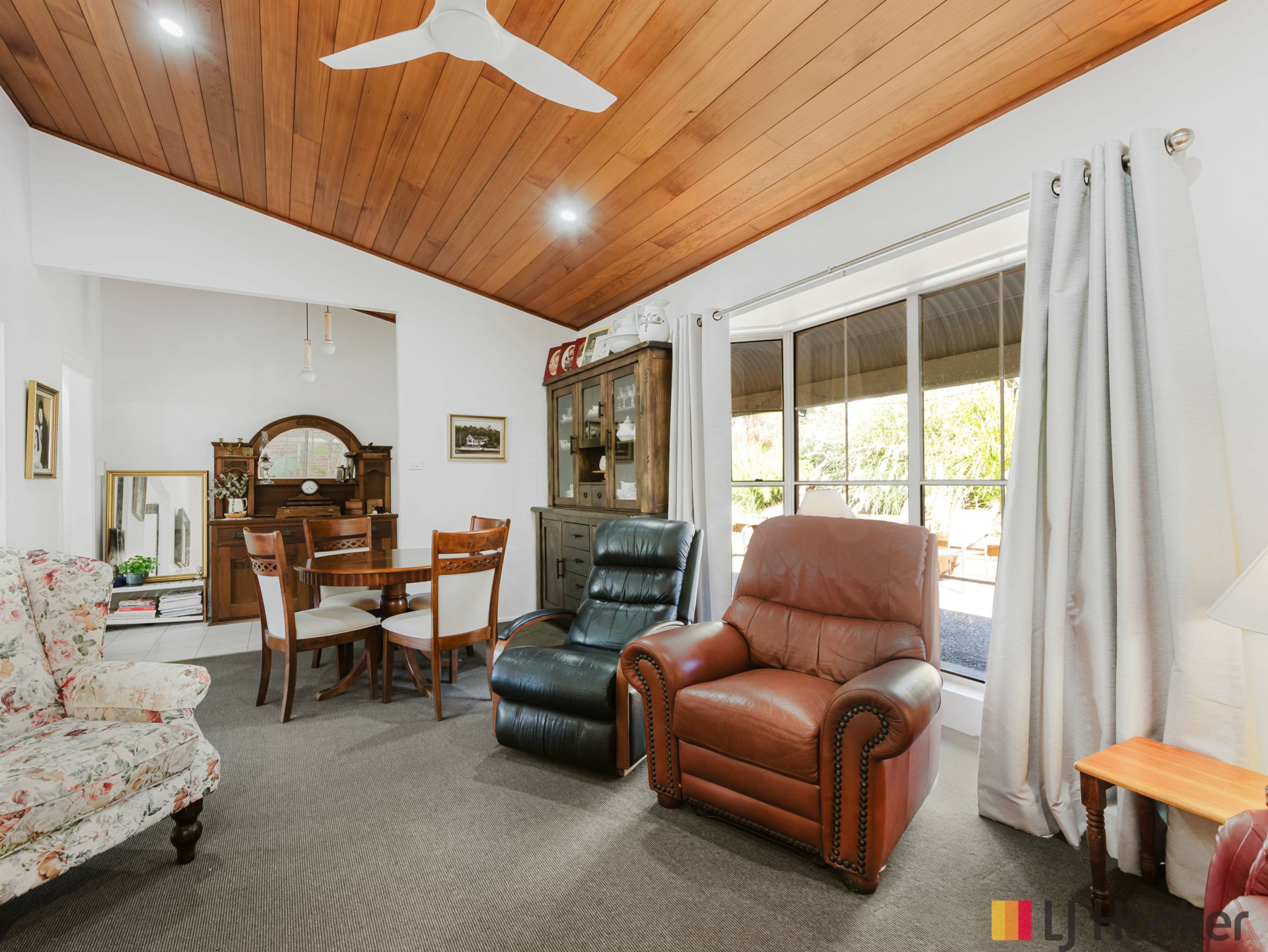 23 Thomas Mitchell Crescent — photo 5 of 30