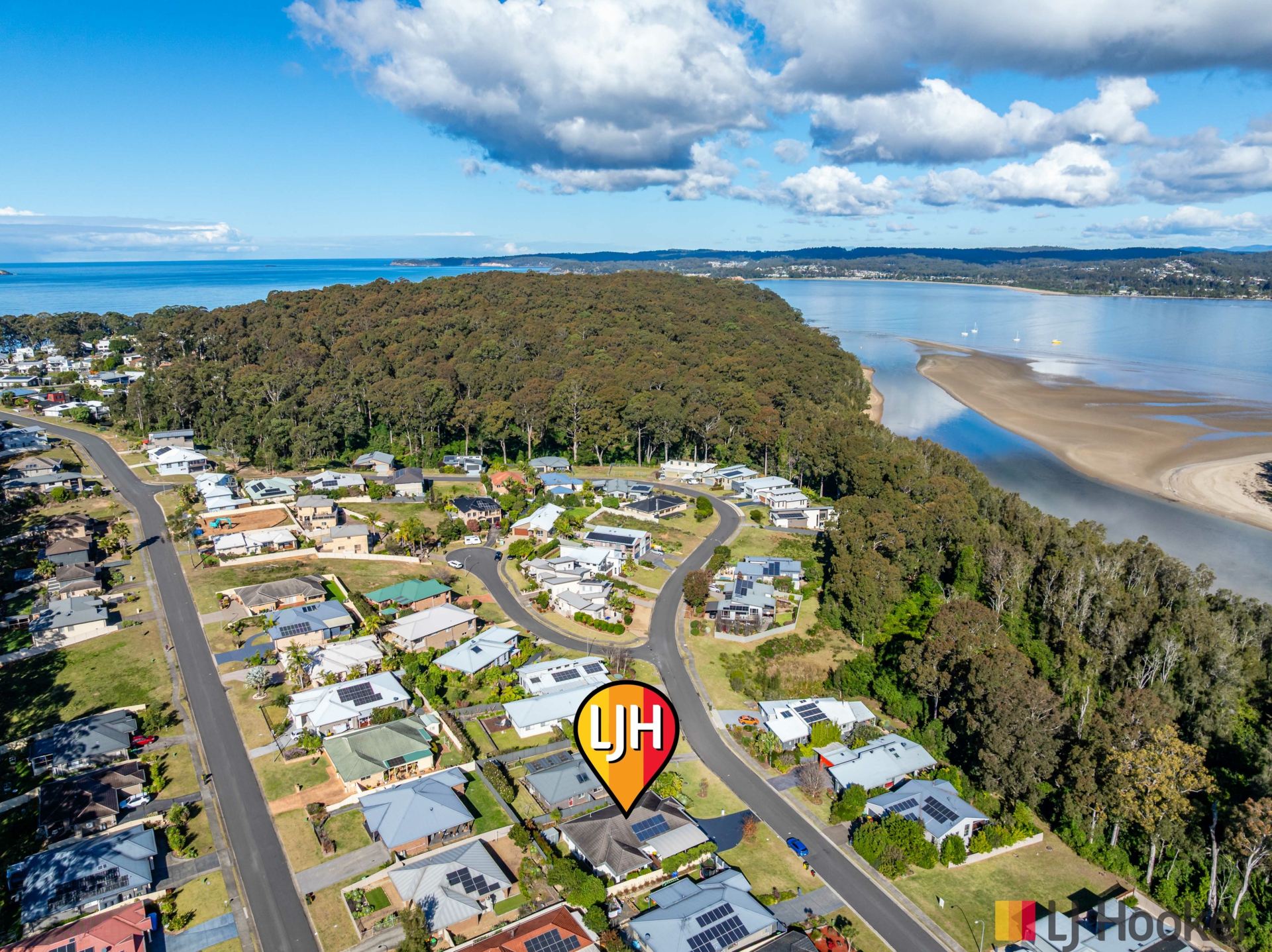 50 Courtenay Crescent — photo from LJ Hooker Batemans Bay
