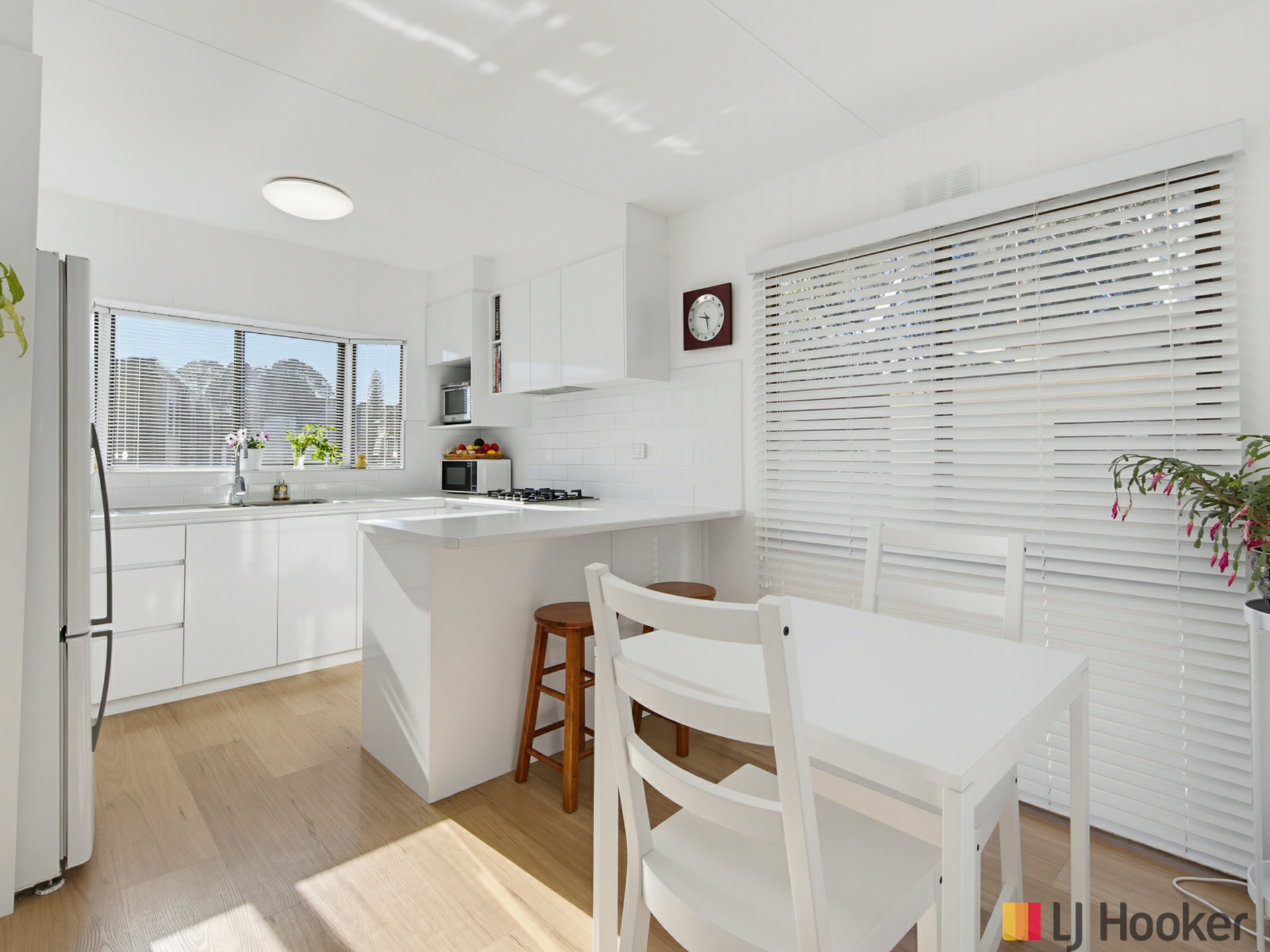 28/414 Beach Road — photo 7 of 26