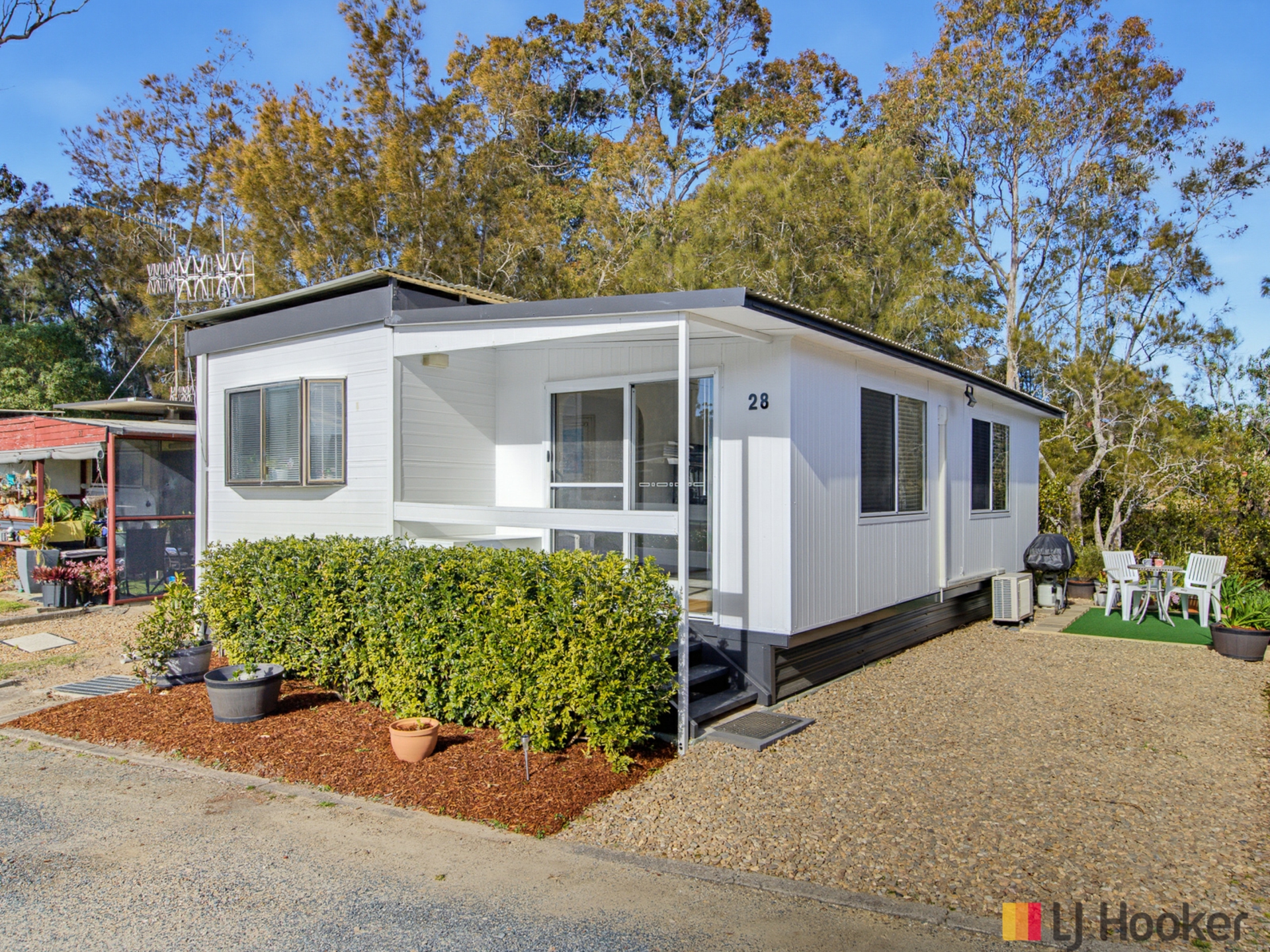 28/414 Beach Road — photo 18 of 26