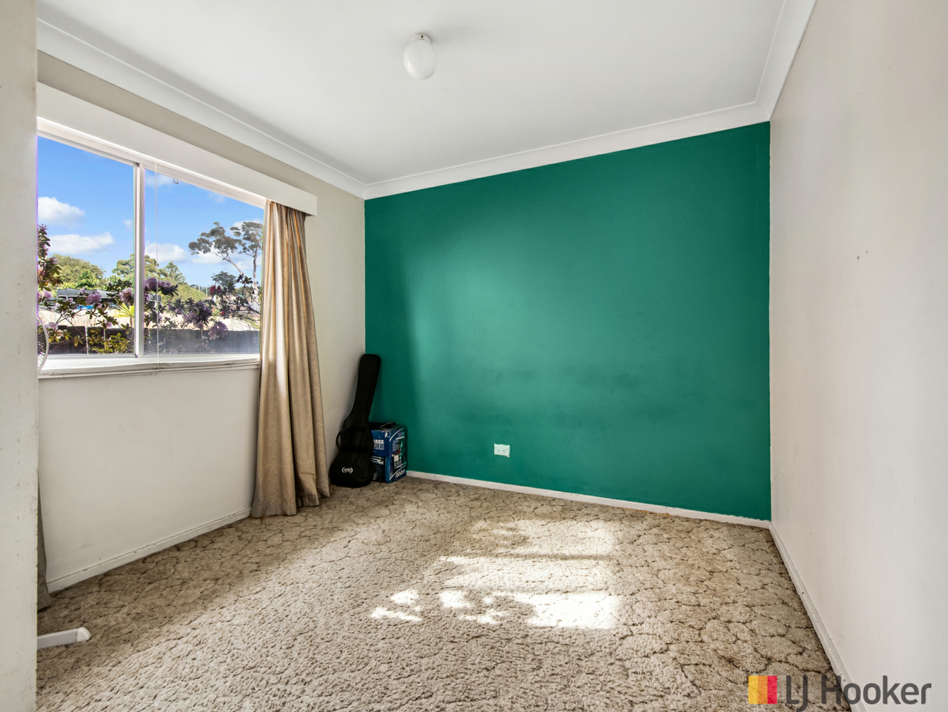 27 Pacific Road — photo 9 of 27
