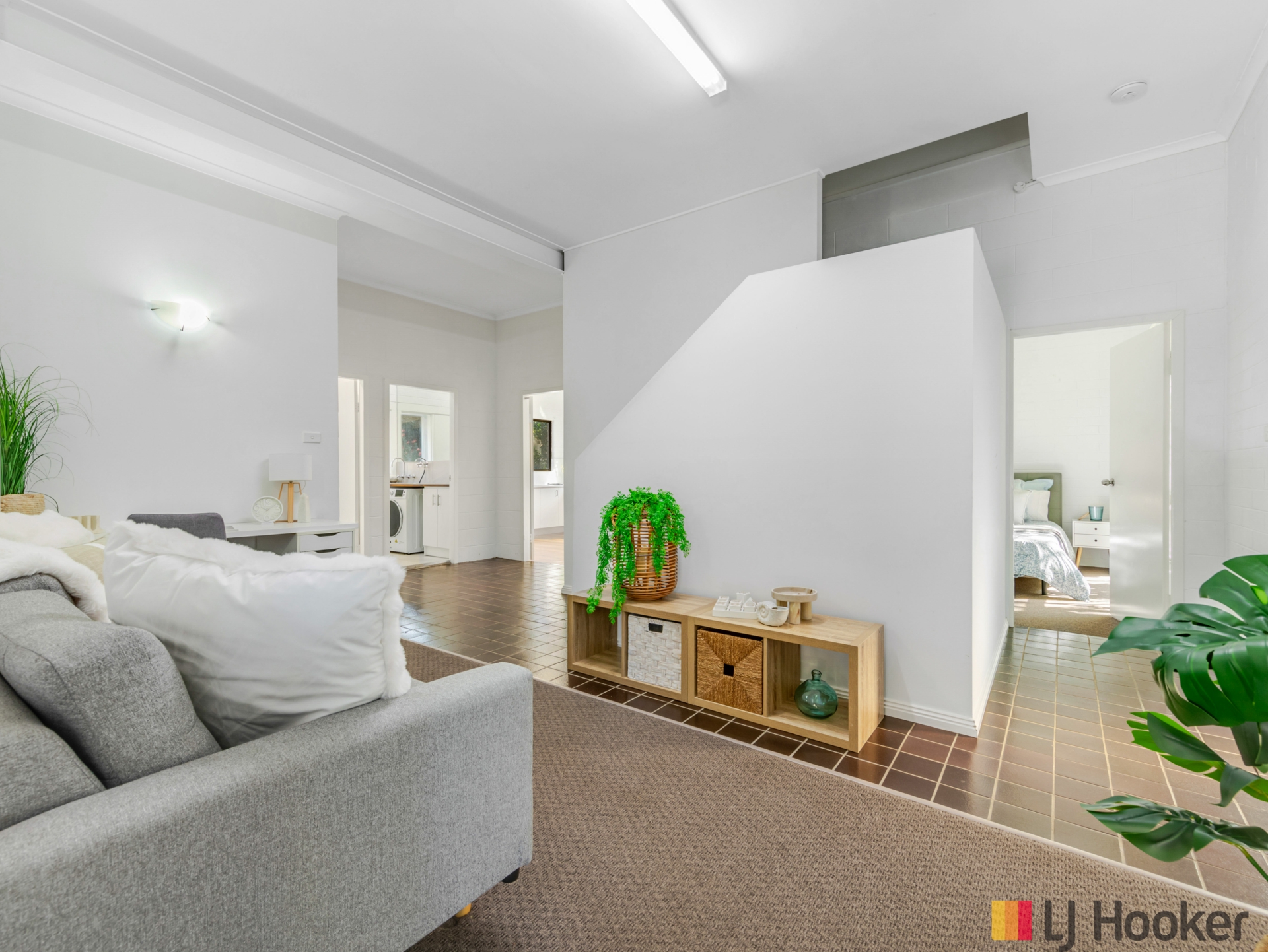 107 Northcove Road — photo 4 of 30