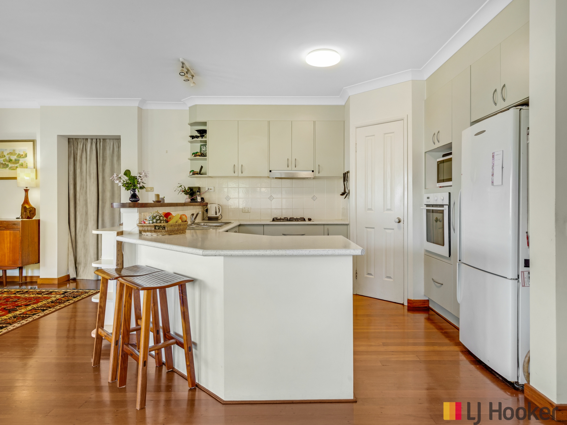24 Henry Place — photo 8 of 30