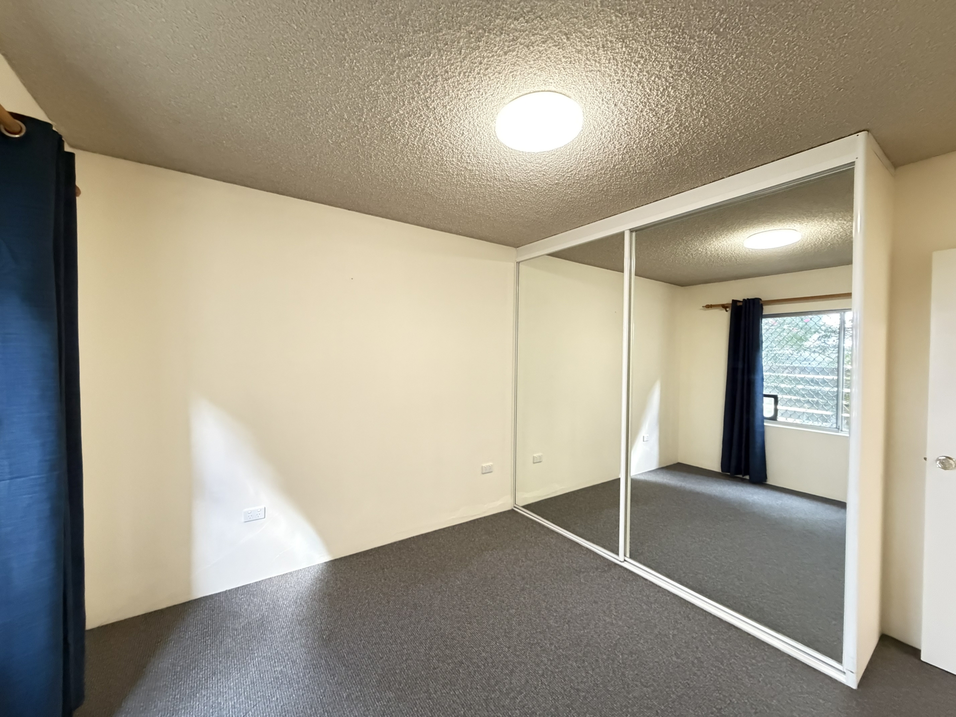 4/47 Beach Road — photo 15 of 17