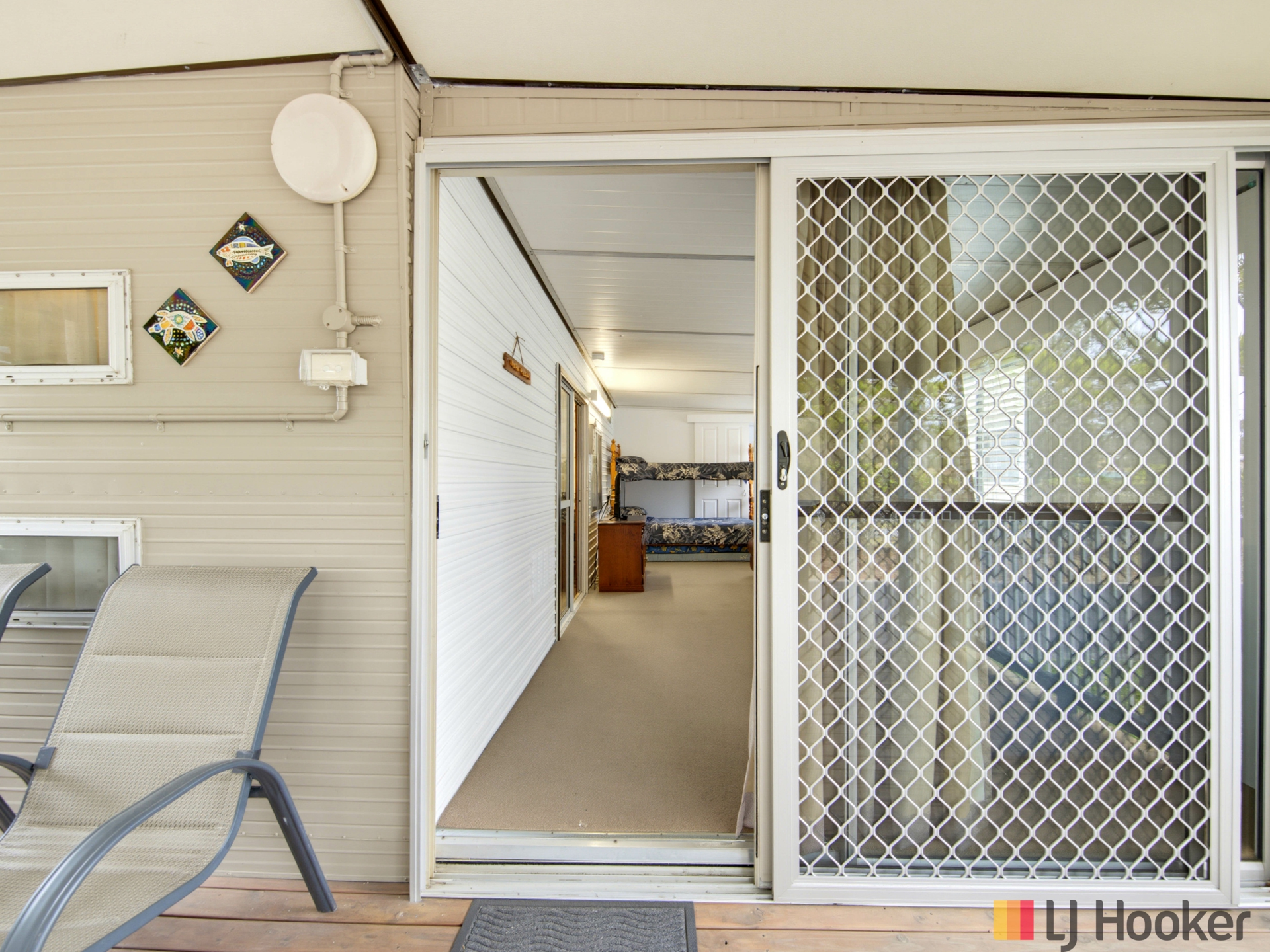 007/51 Beach Road — photo 5 of 27