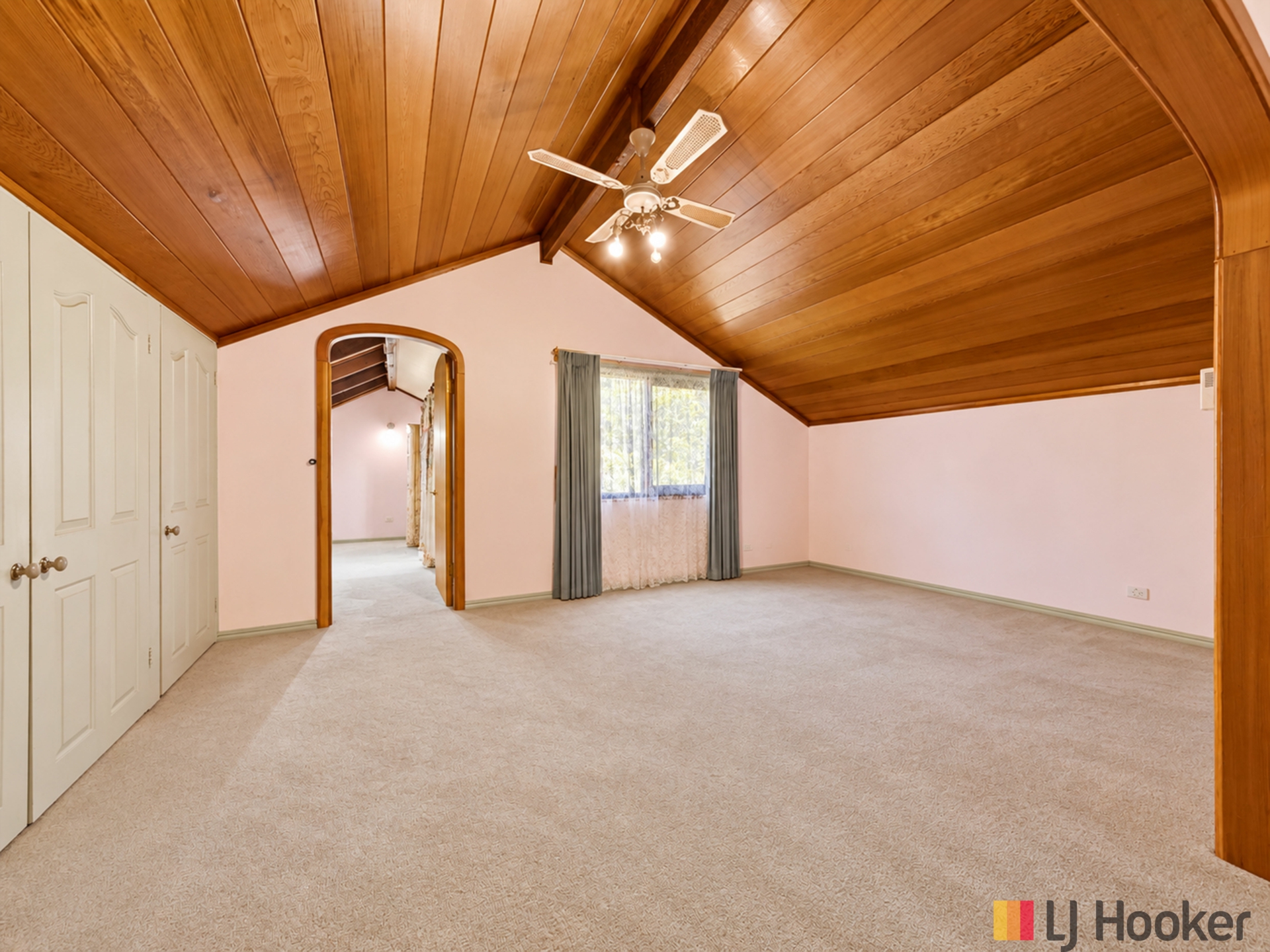 49 Ocean Avenue — photo 4 of 30