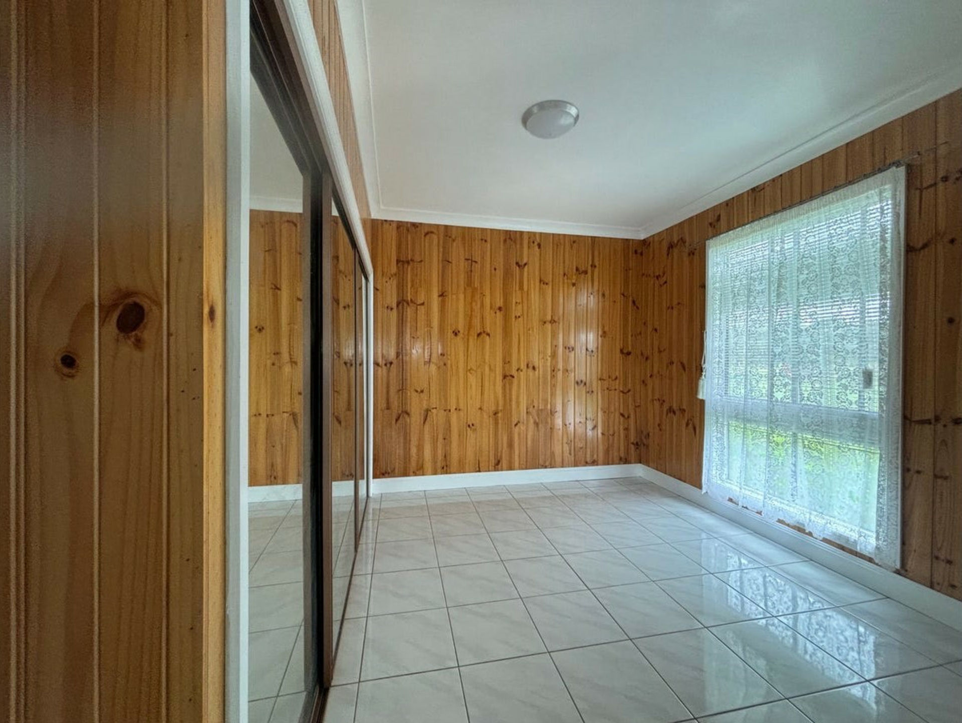 211a Kanangra Drive Taree NSW DuplexSemidetached for Rent LJ Hooker