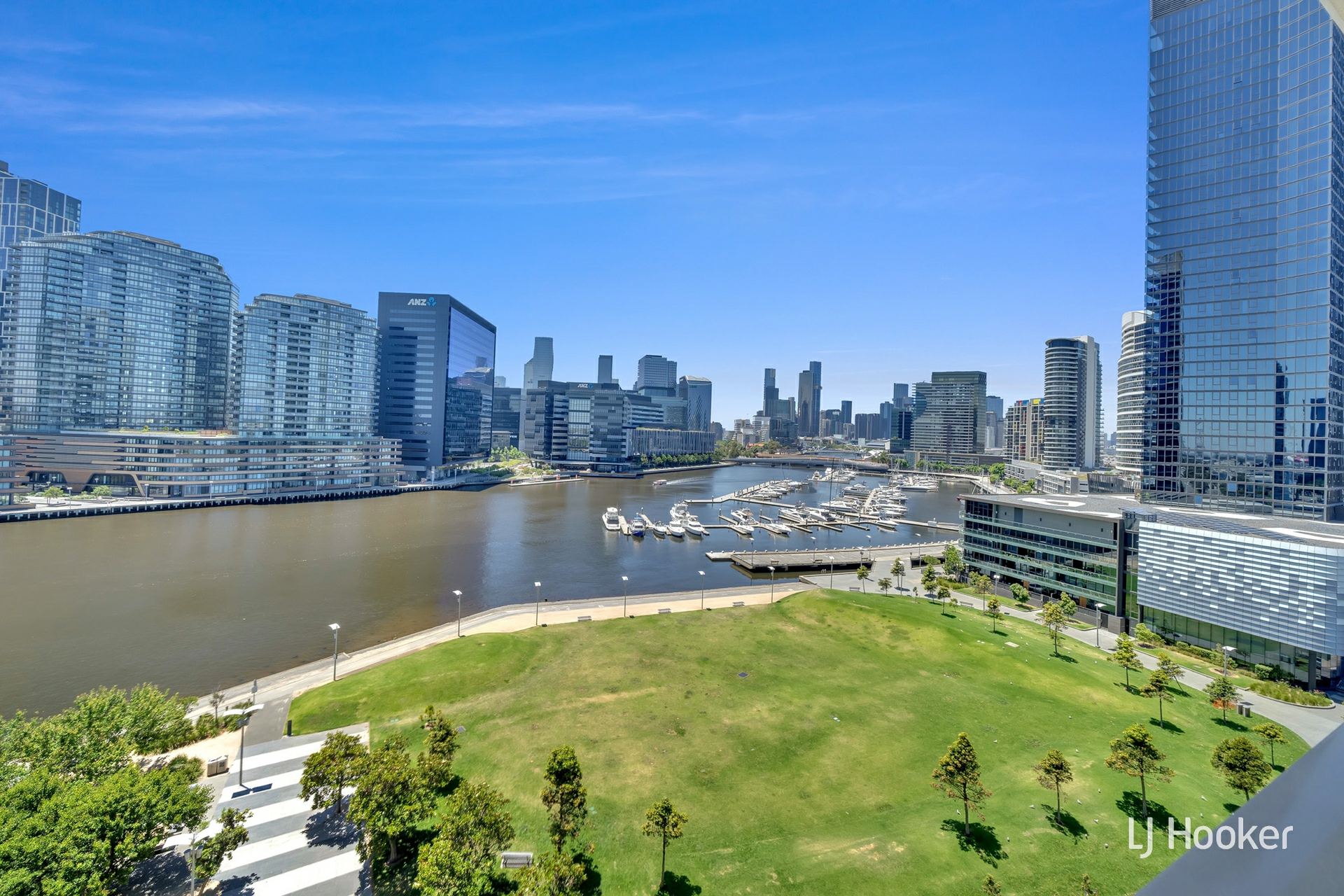 1005/1 Point Park Crescent, Docklands