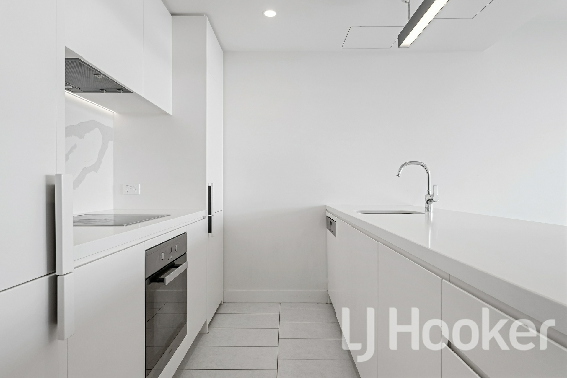 1116/555 St Kilda Road, MELBOURNE