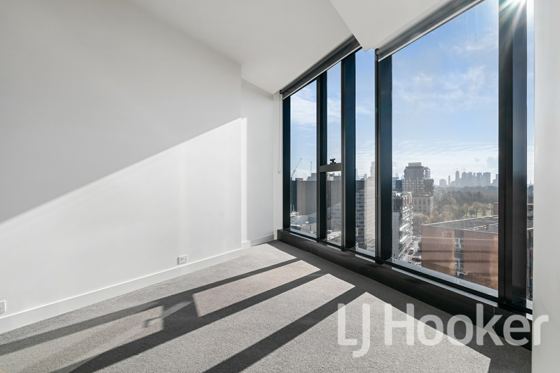 1116/555 St Kilda Road, MELBOURNE
