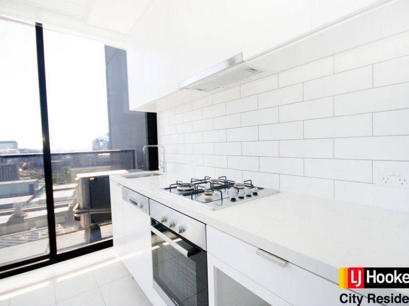 2207/250 City Road, SOUTHBANK