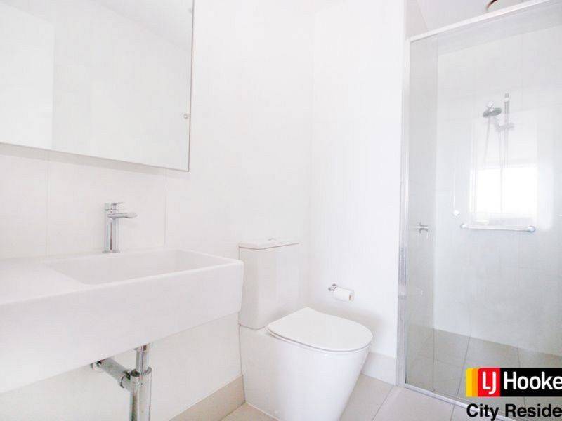 2207/250 City Road, SOUTHBANK