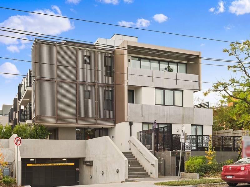 206/17 Riversdale Road, HAWTHORN
