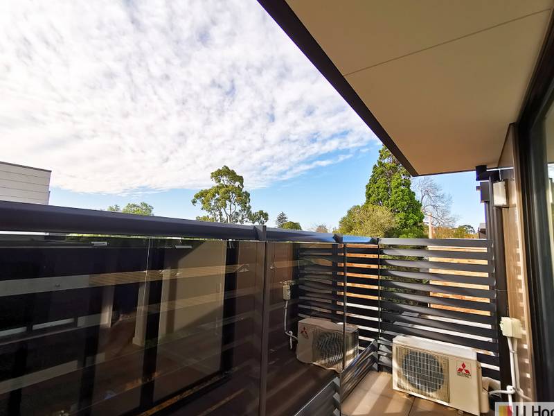 206/17 Riversdale Road, HAWTHORN