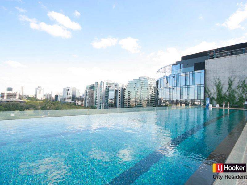 422/555 St Kilda Road, MELBOURNE