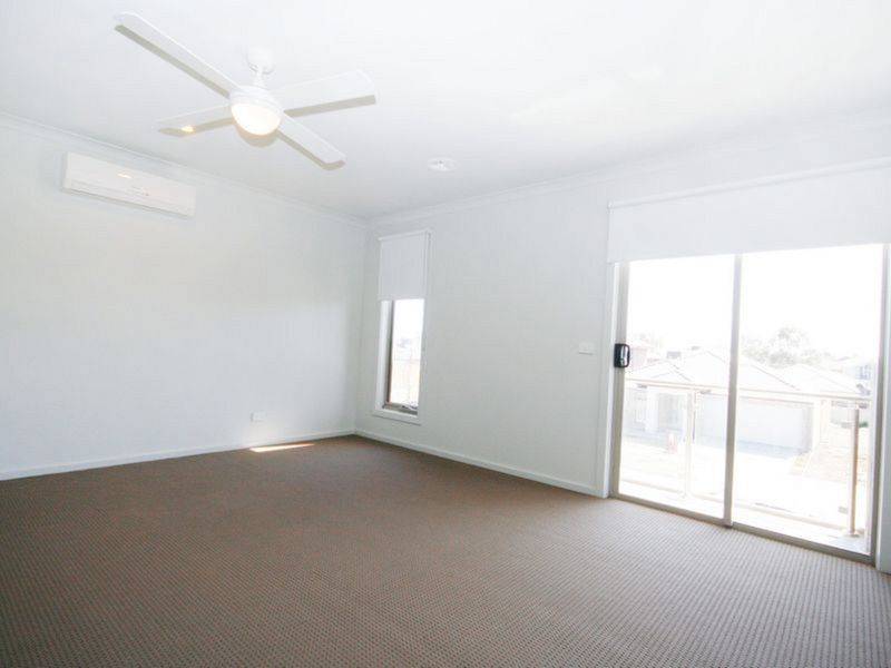 101 Evesham Drive, POINT COOK