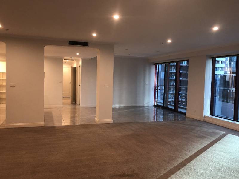 902/398 Lonsdale Street, MELBOURNE