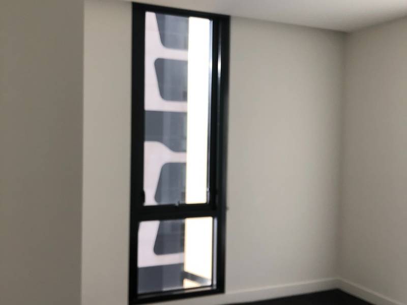 2409/398 Elizabeth Street, MELBOURNE